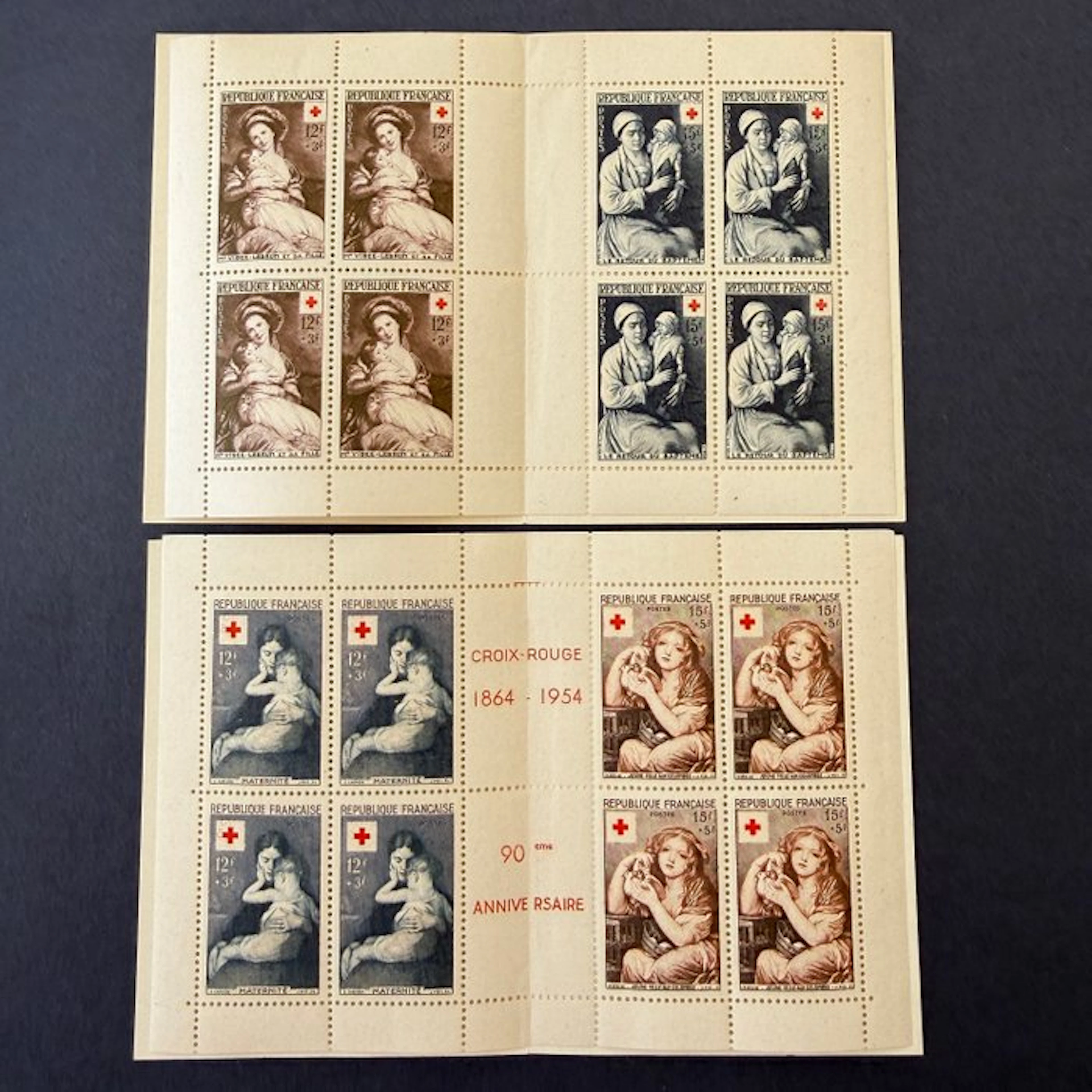 France - Red Cross booklets '1953 and 1954' in mint condition ** without hinge