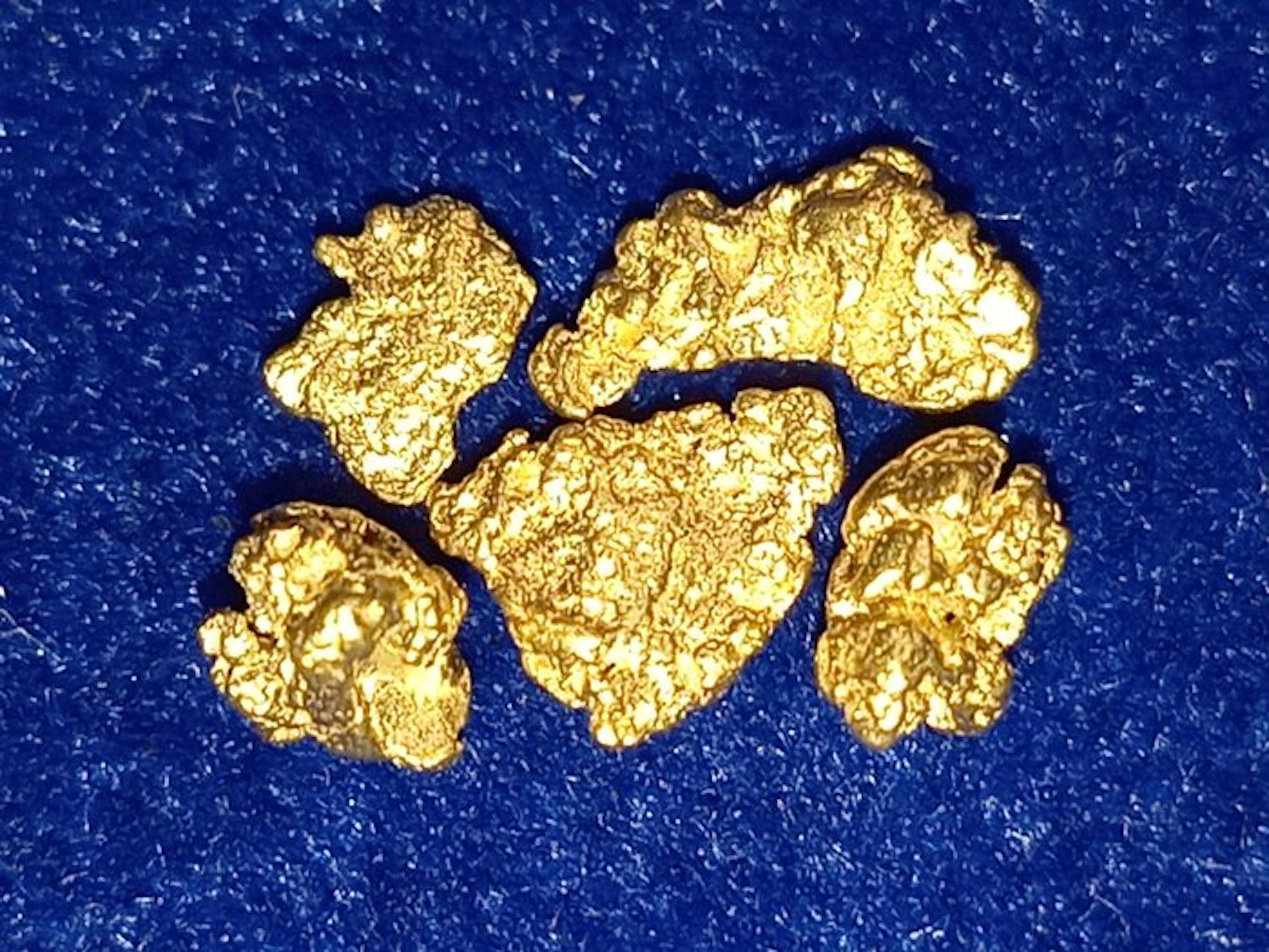 IN TIMES OF CRISIS BUY NOW Gold Nuggets - Yukon/Canada Nuggets- 0.5 g