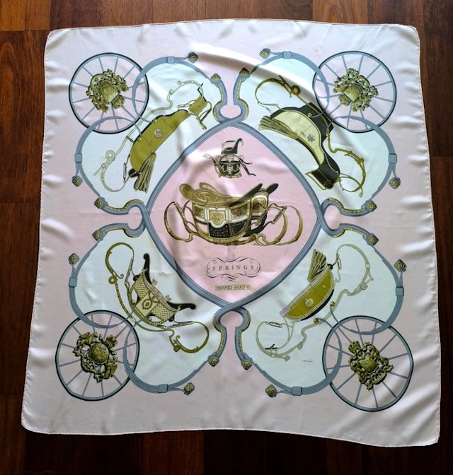 Hermès - Springs - Scarf