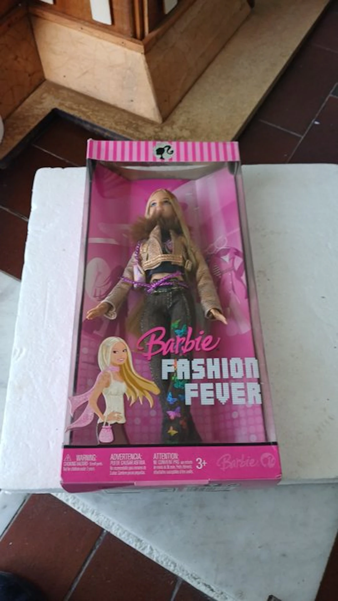 Mattel - Barbie doll Fashion Fever Summer Fur Coat New