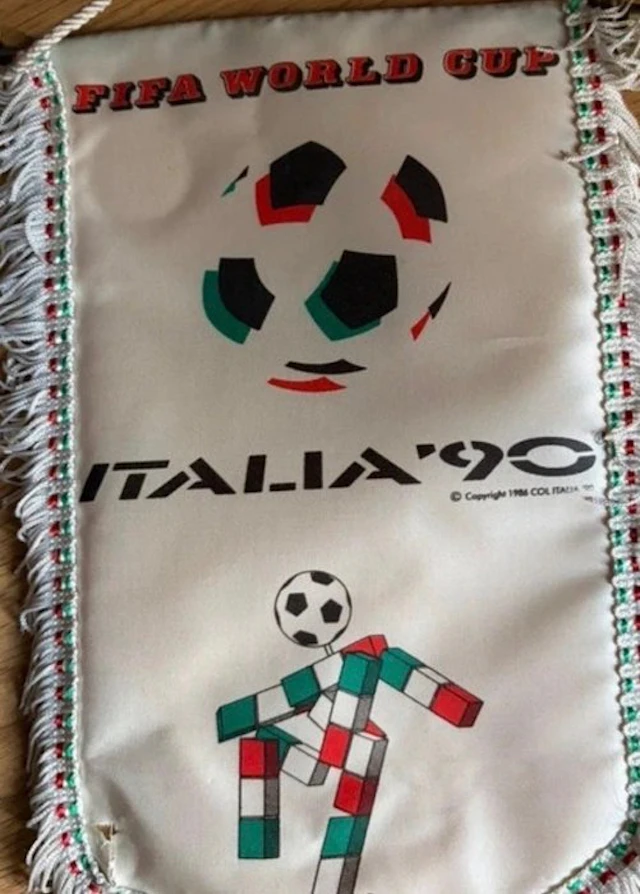 Football World Championships - 1990 - Flag / pennant