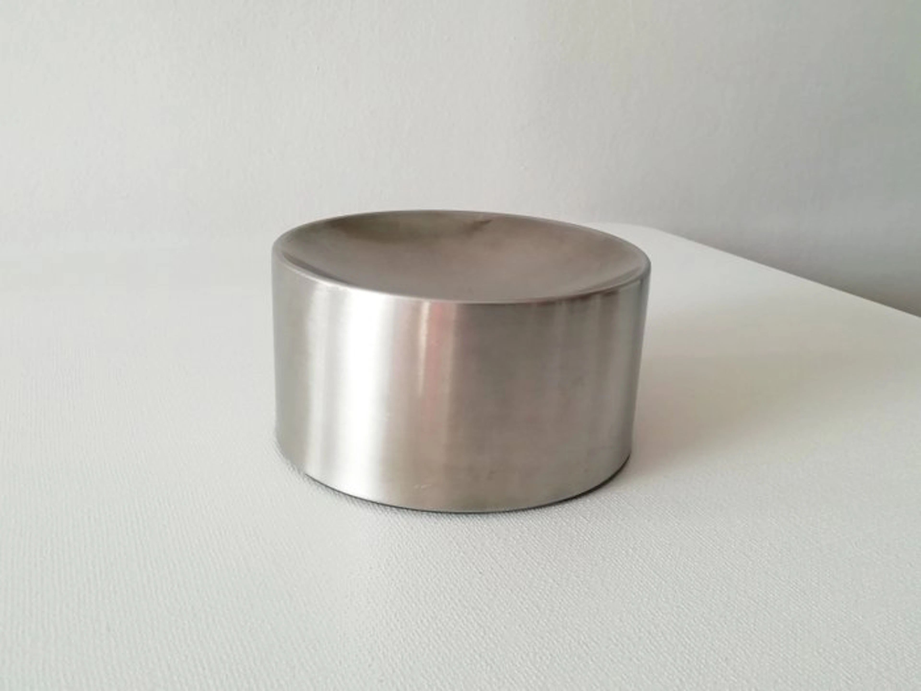 Artemide - Emma Gismondi Schweinberger - Ashtray - Metal, Plastic