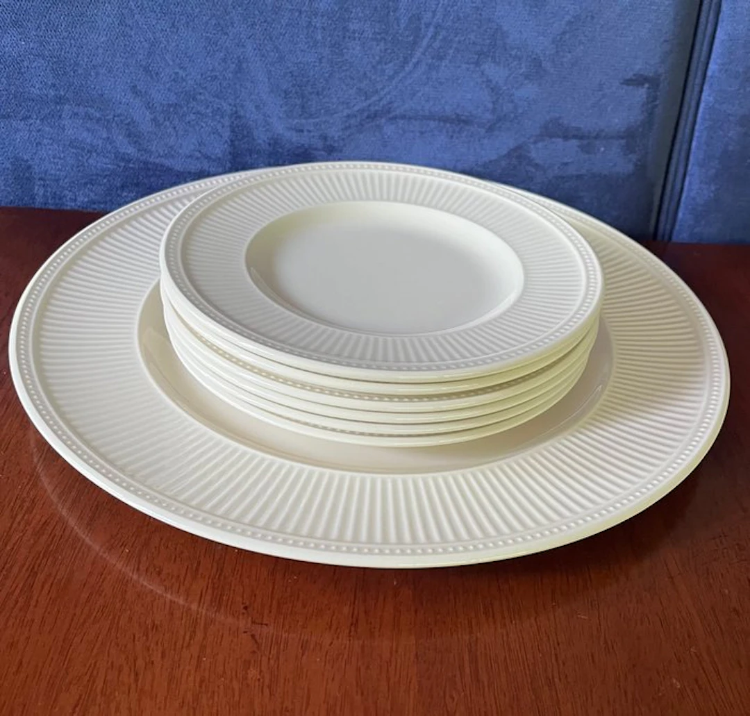 Wedgwood - Dinner service (7) - Windsor - Pottery - 7-piece pastry set
