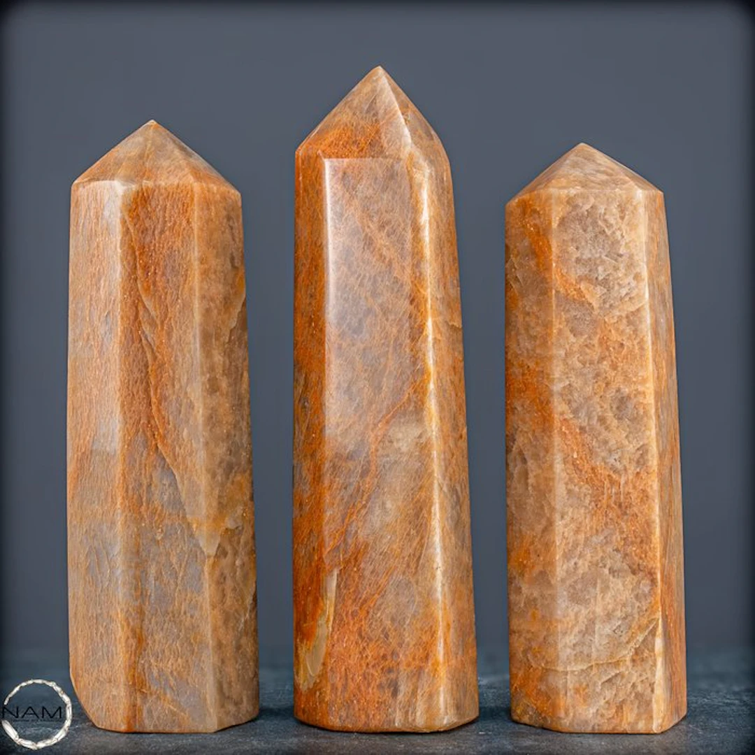 Fascinating natural peach moonstone tips with an intense...