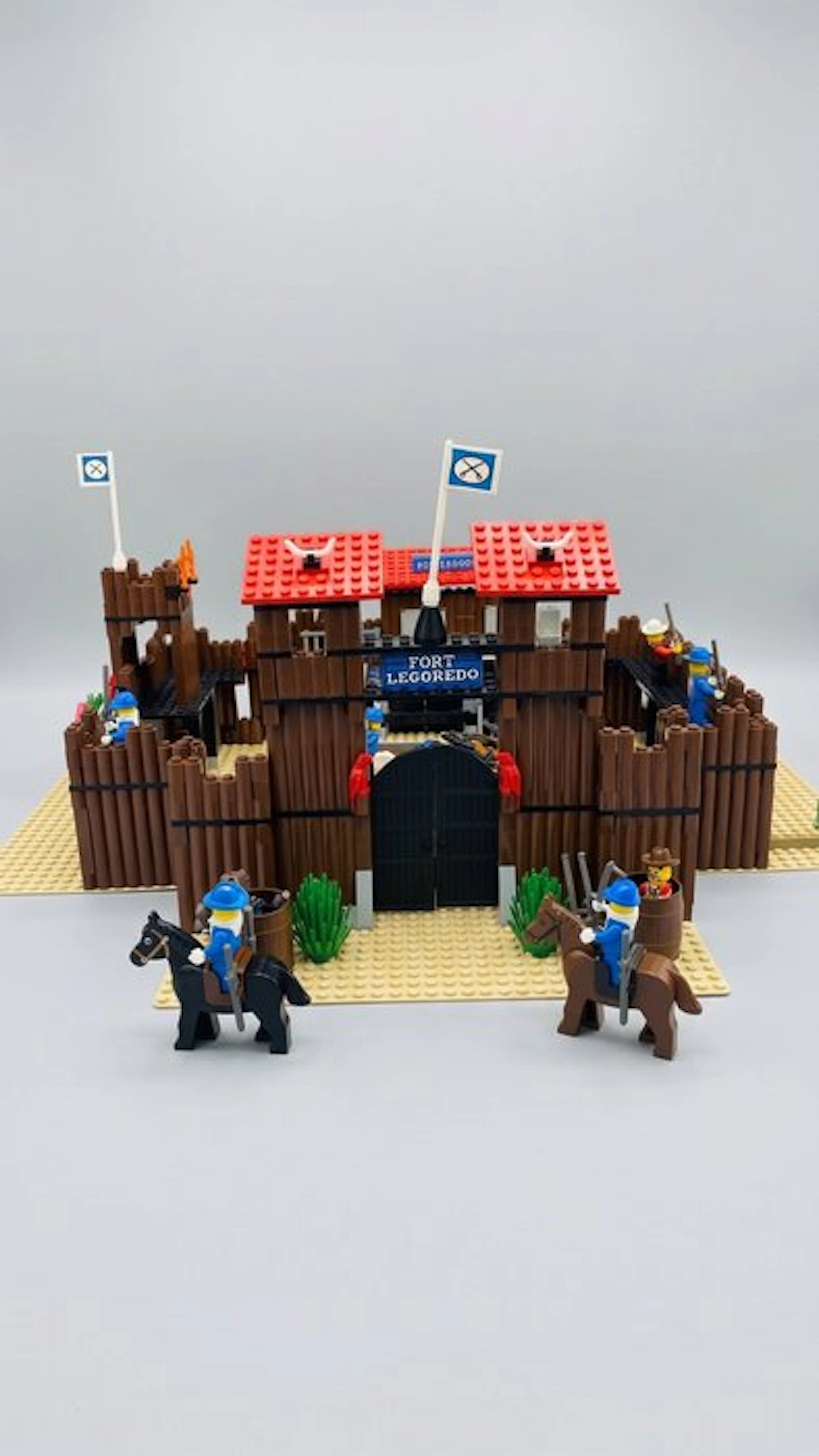 LEGO Set - 6762 - Western - Fort Legoredo