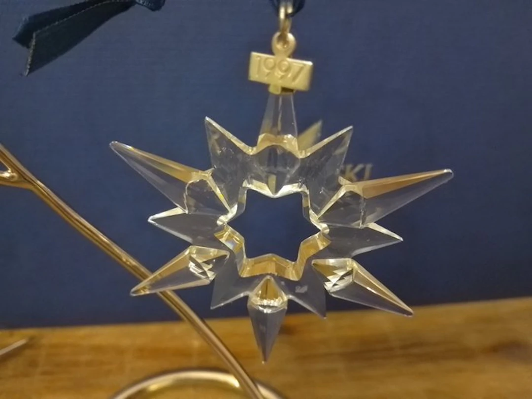 Swarovski - Figure - Christmas Ornament - Annual Edition 1997 - 211987
