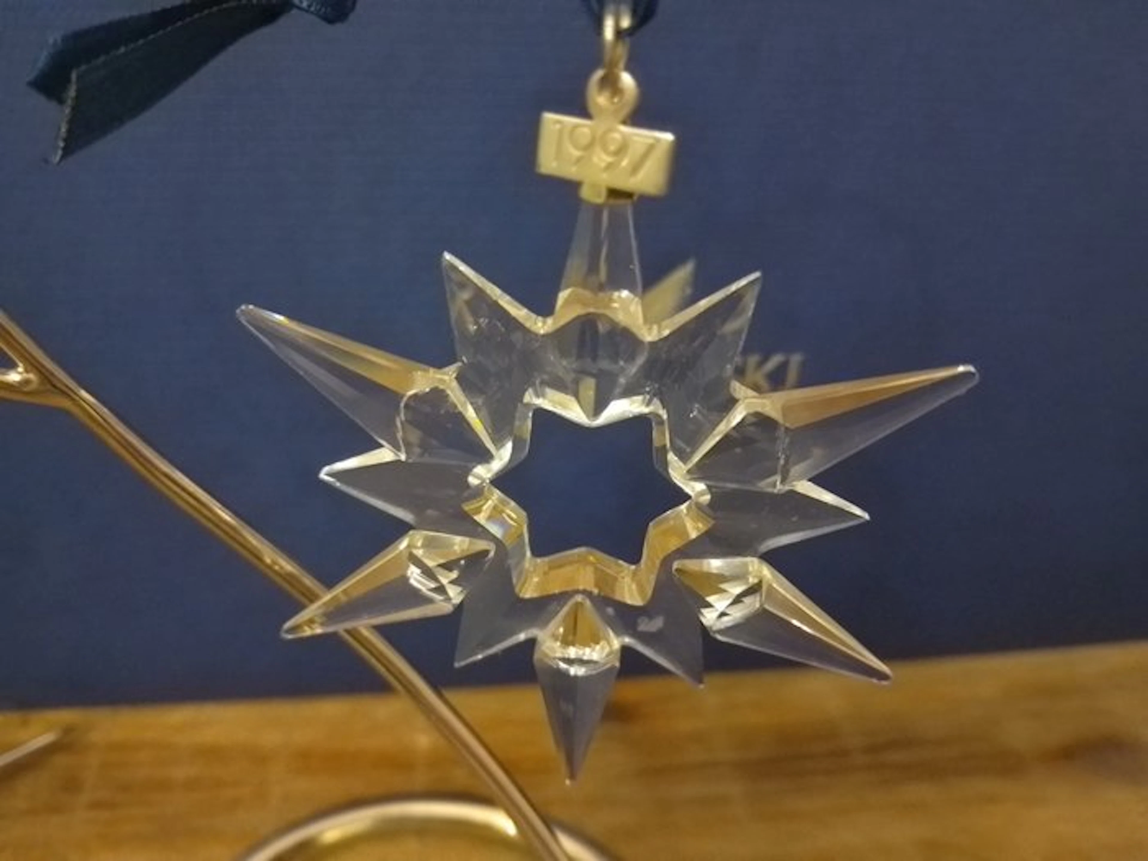 Swarovski - Figure - Christmas Ornament - Annual Edition 1997 - 211987