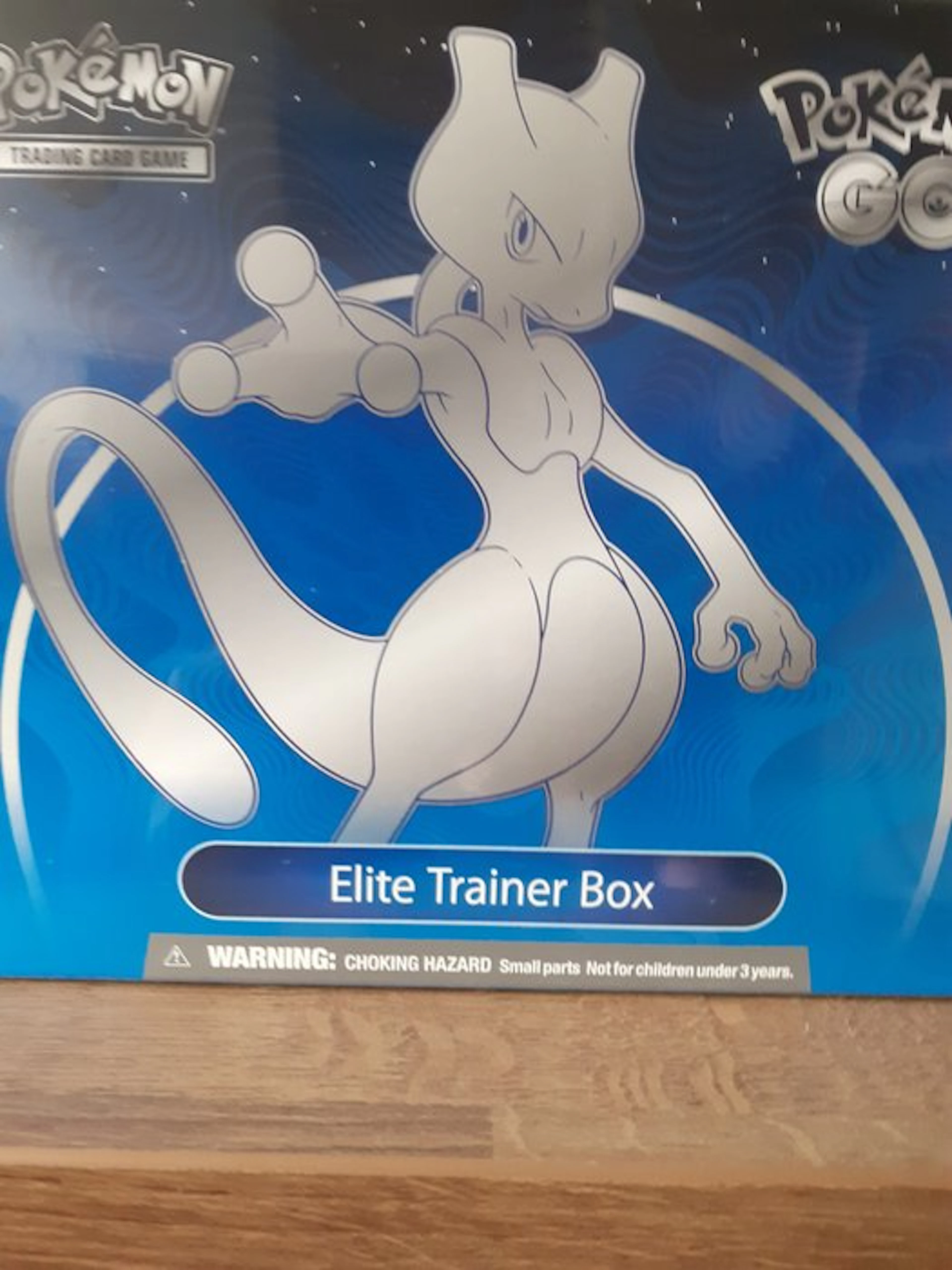 Pokémon - 1 Box - Elite Trainer Box Pokemon Go - Various sets