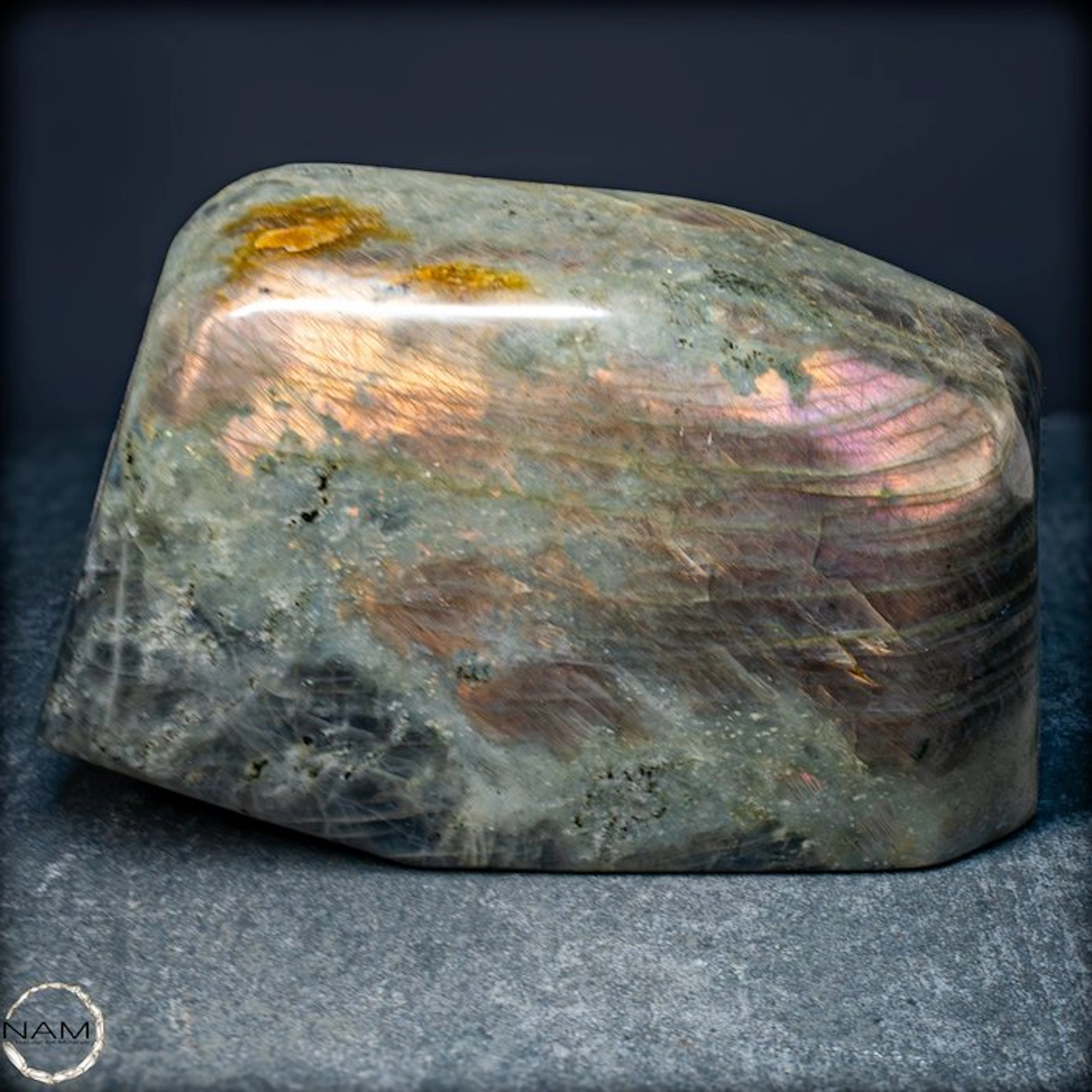 Natural labradorite freeform from Madagascar –...