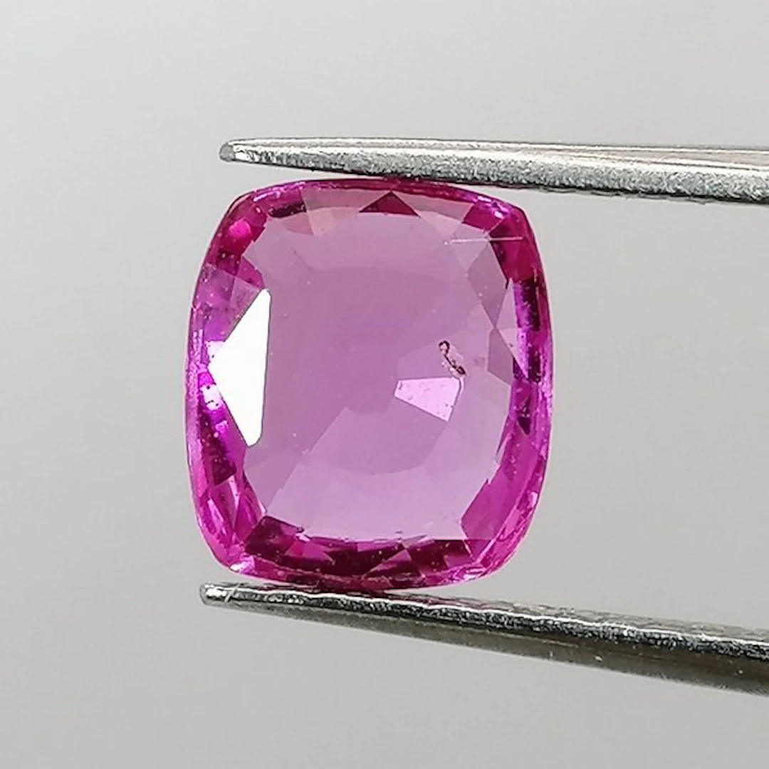 1 pcs Pink Sapphire - 1.61 ct - Instituto Gemólogico...