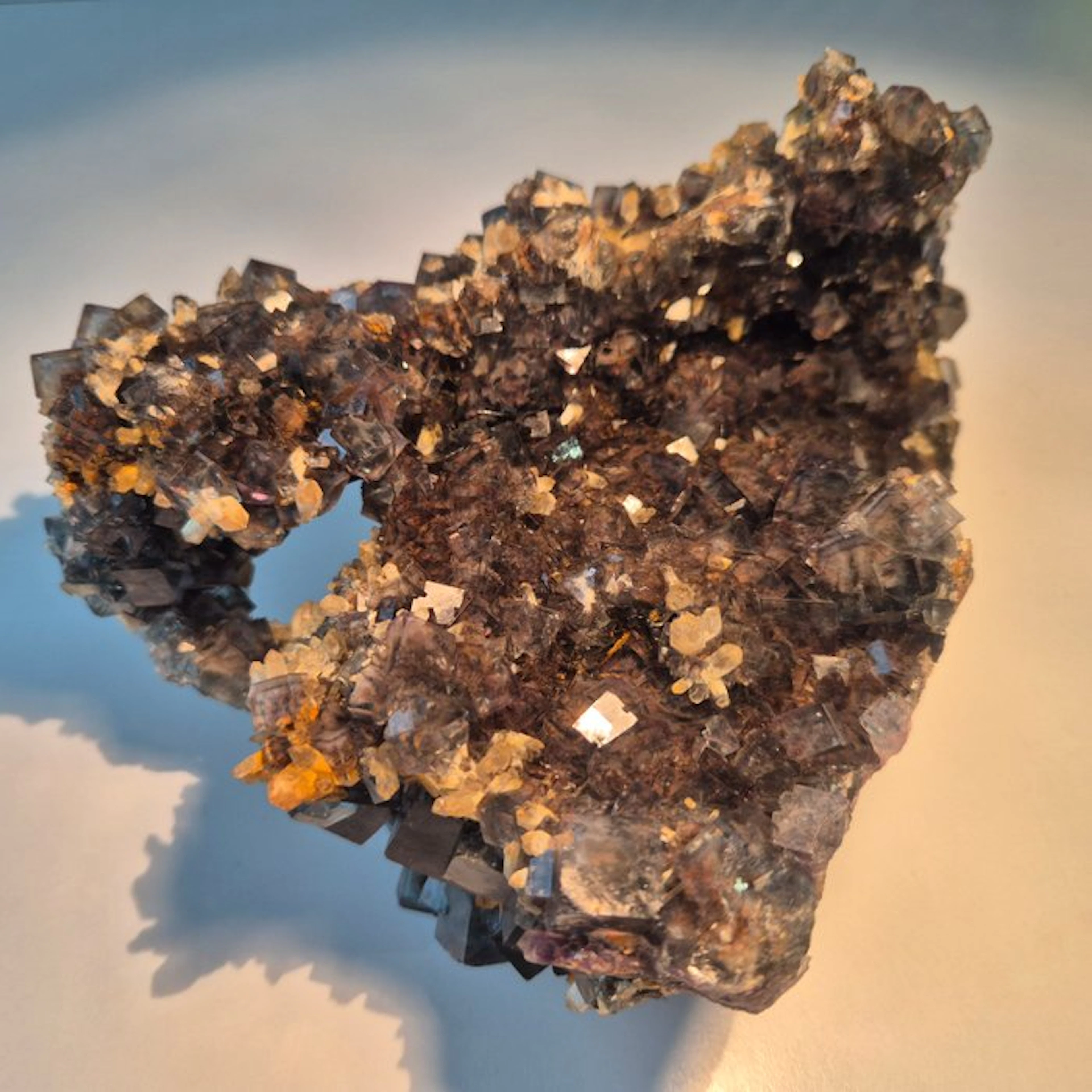 Fluorite Crystal cluster - Height: 10 cm - Width: 21 cm- 1200 g - (1)