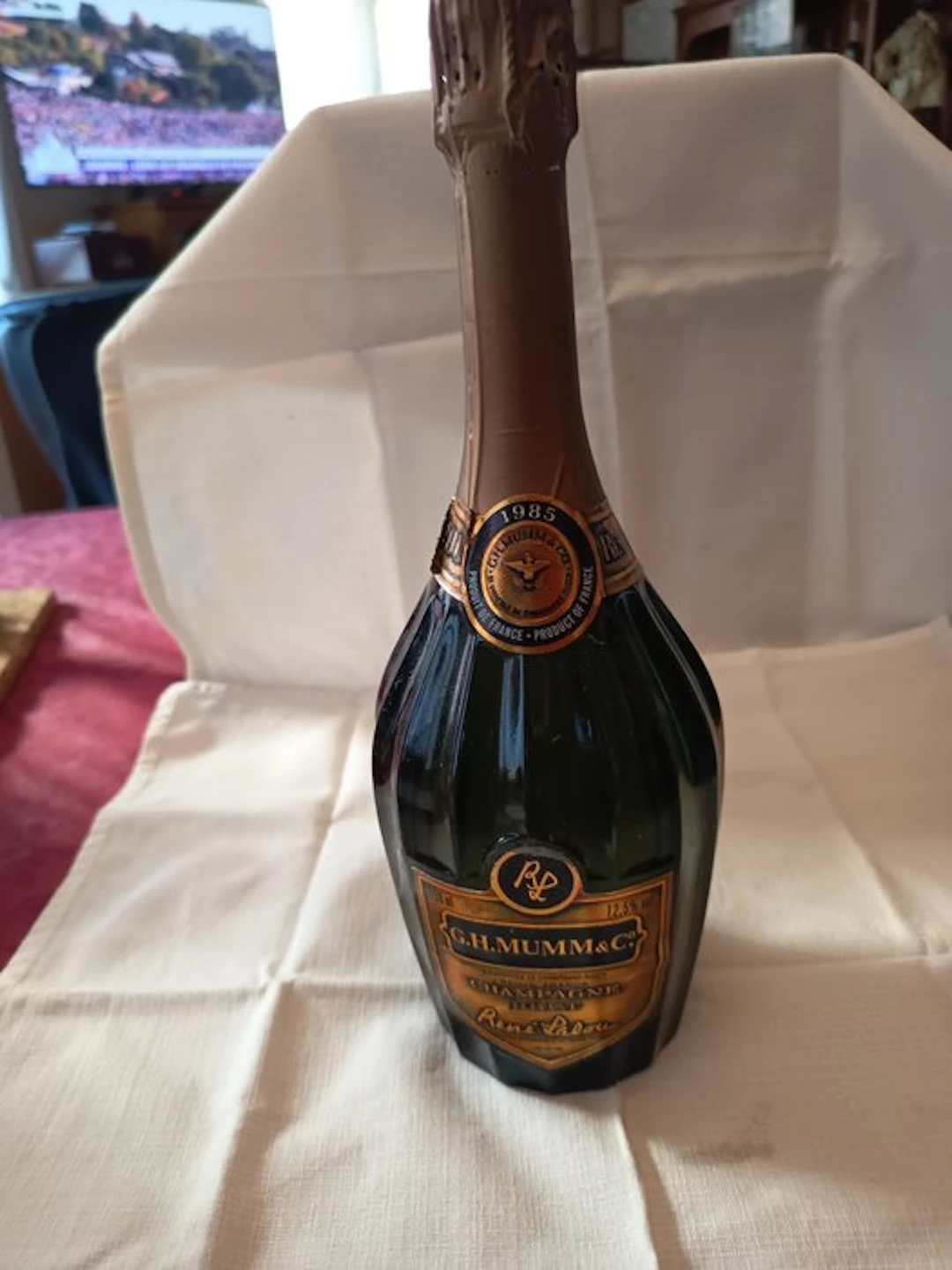 1985 G. H.