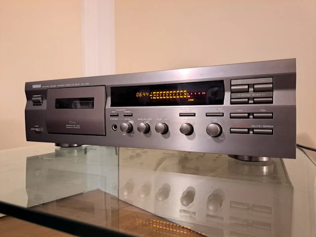 Yamaha - KX-393 'Natural Sound' / with Dolby B/C/HX-Pro Cassette