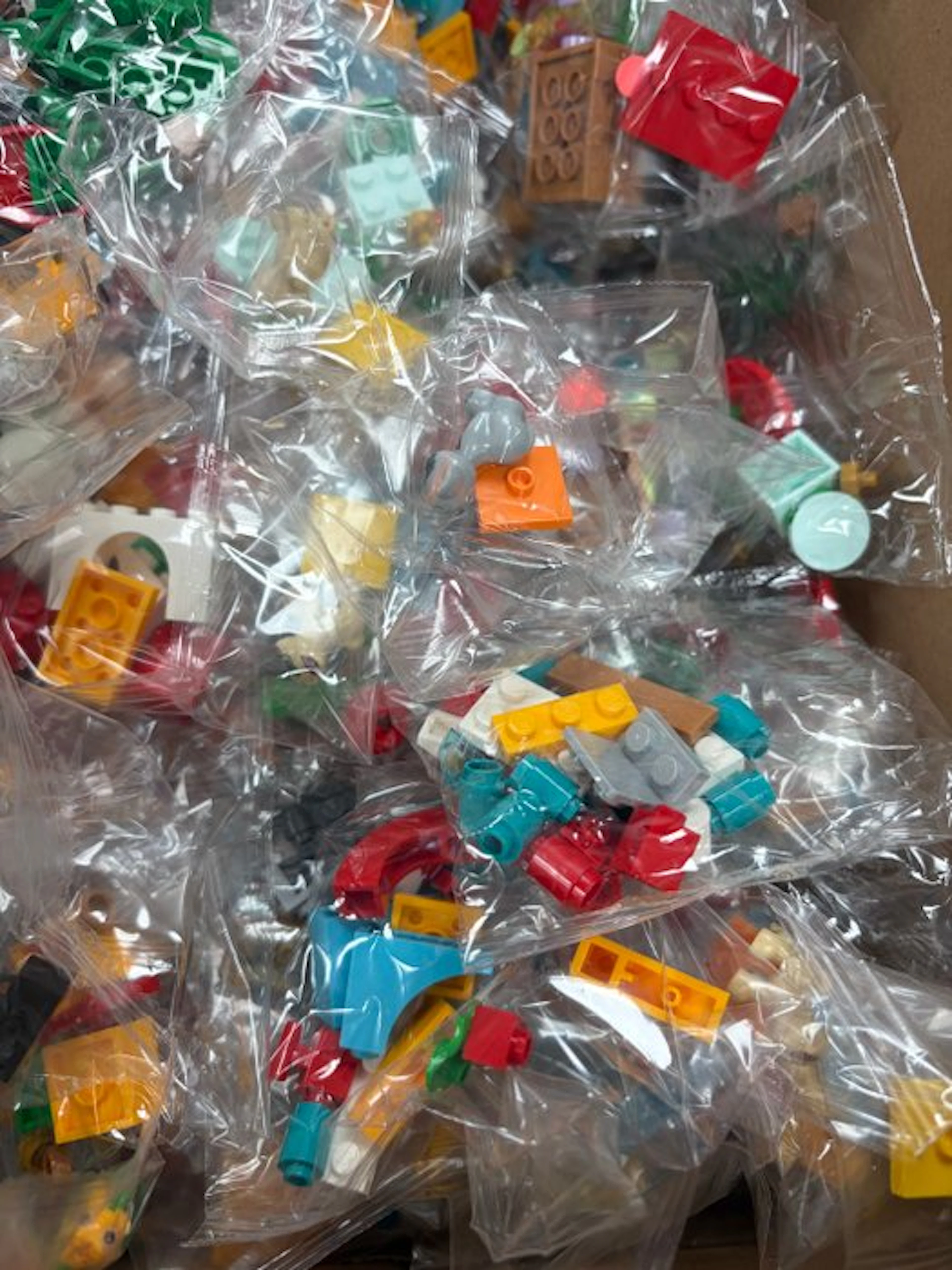 LEGO Bricks - Lego bag mix 100 bags