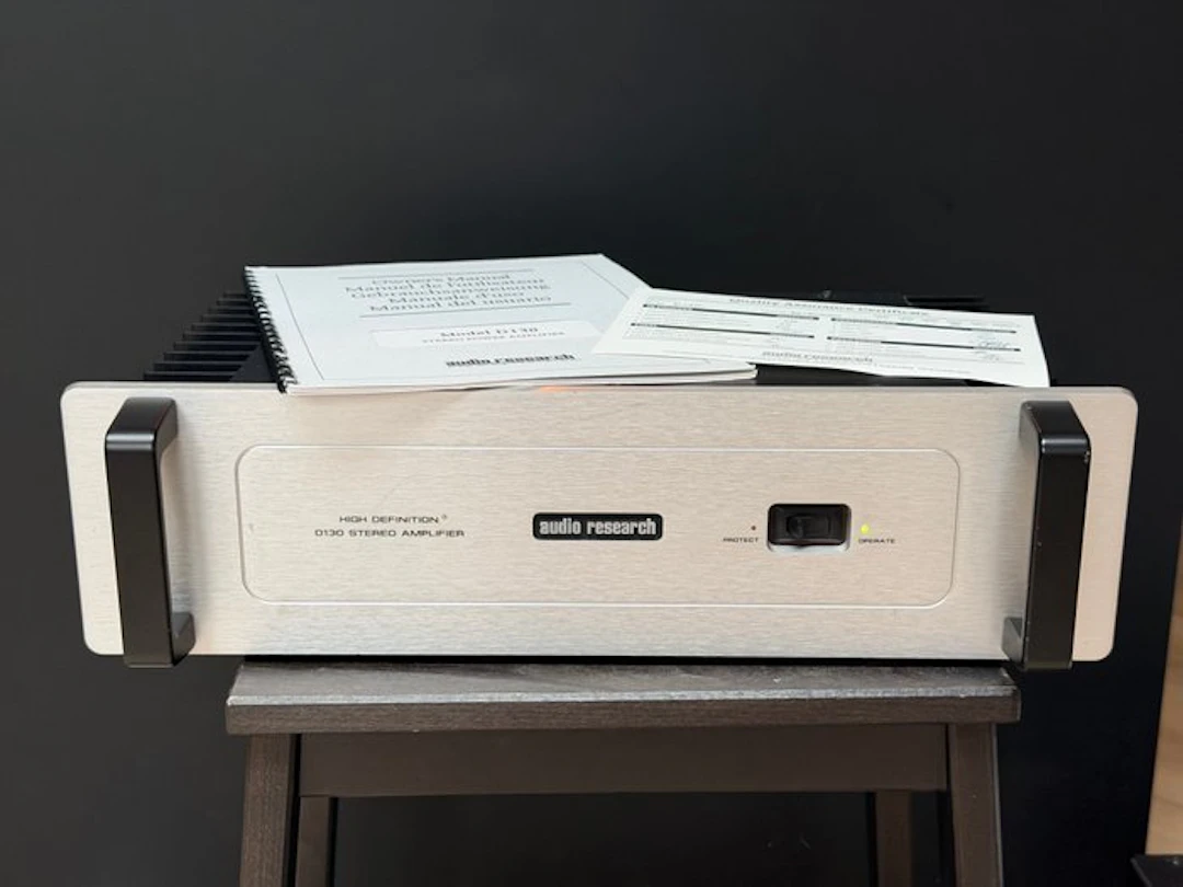 Audio Research - D130 Solid state power amplifier