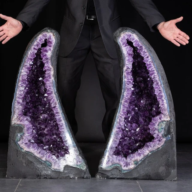 Incredible Pair of Cathedrals - UNIQUE !!!! - Amethyst...
