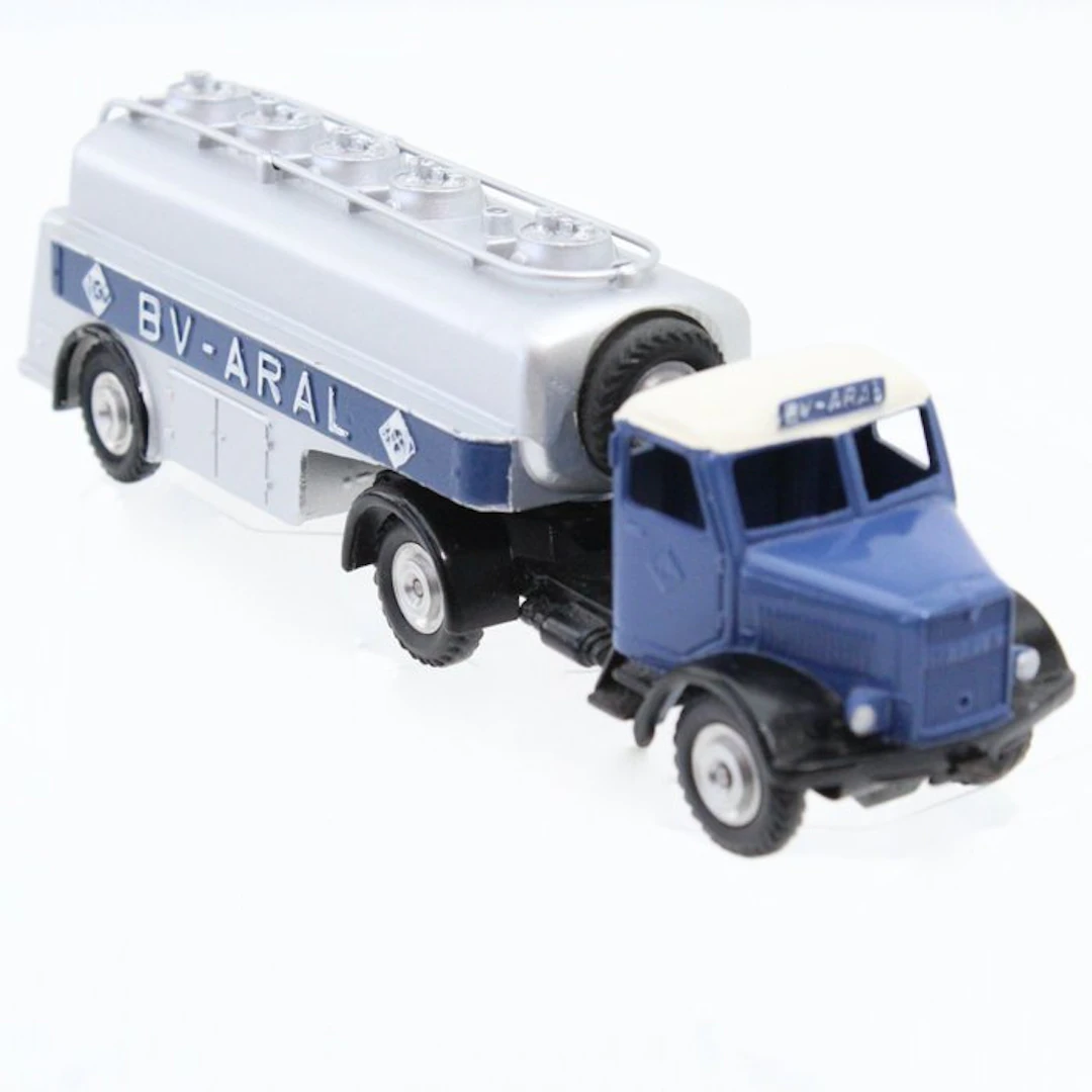 Märklin 1:43 - Model car - 8000 Tankwagen Aral - 1957