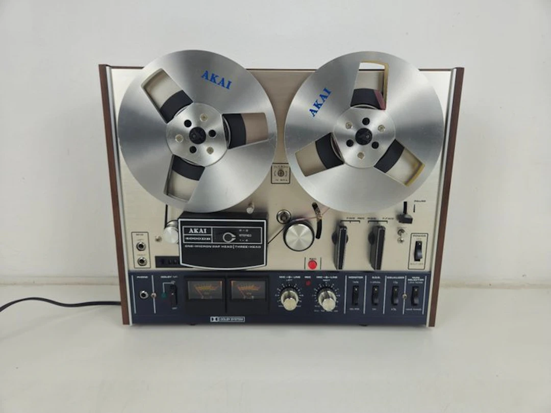Akai - 4000 DS Reel to reel deck 18 cm