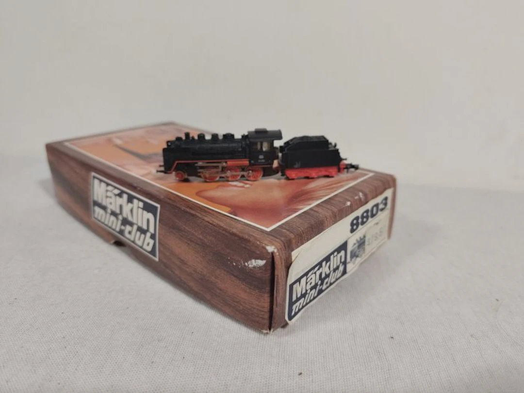 Märklin Z - 8803 - Steam locomotive with tender (1) - BR 24 - DB