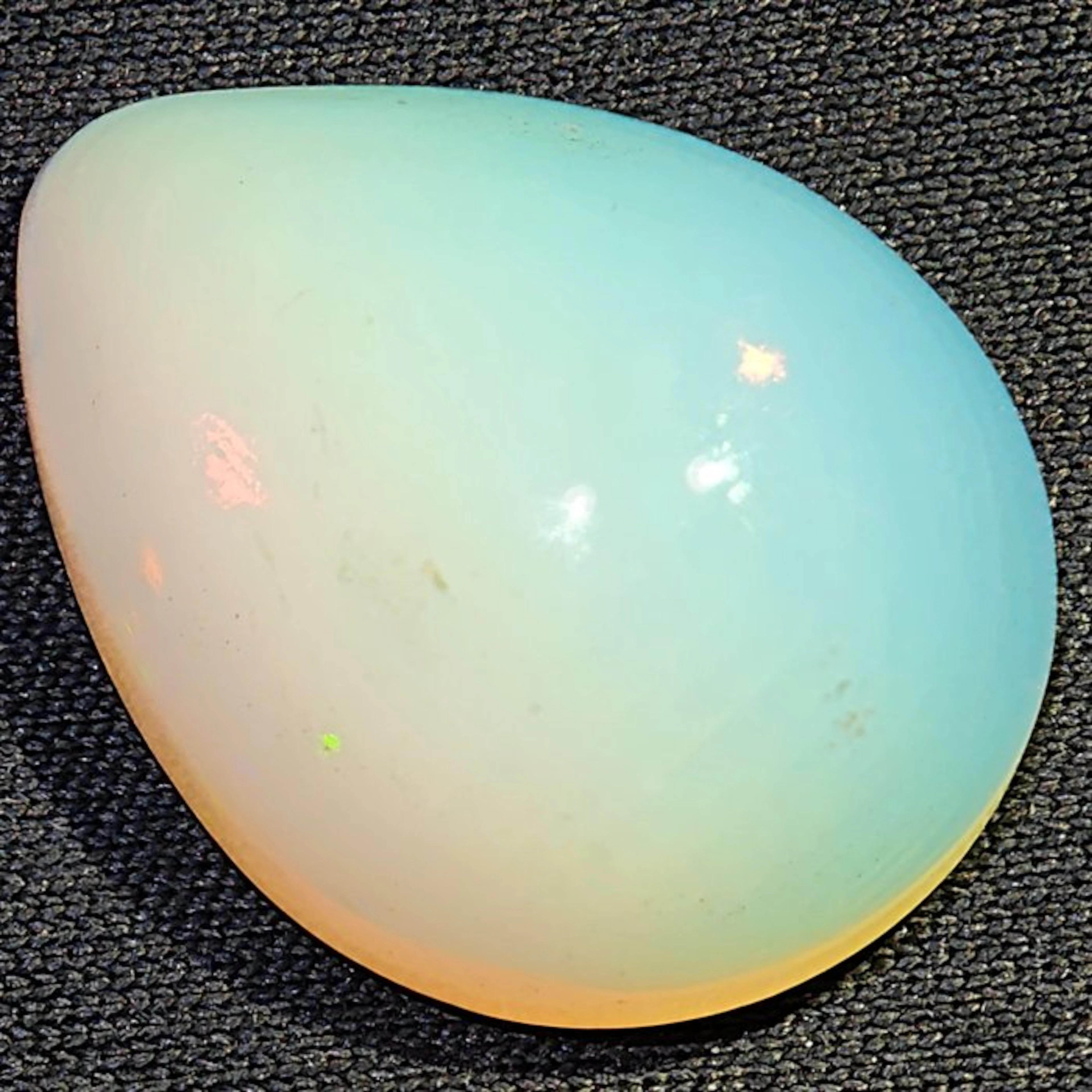 No reserve price Opal - 8.57 ct - Antwerp Laboratory for...
