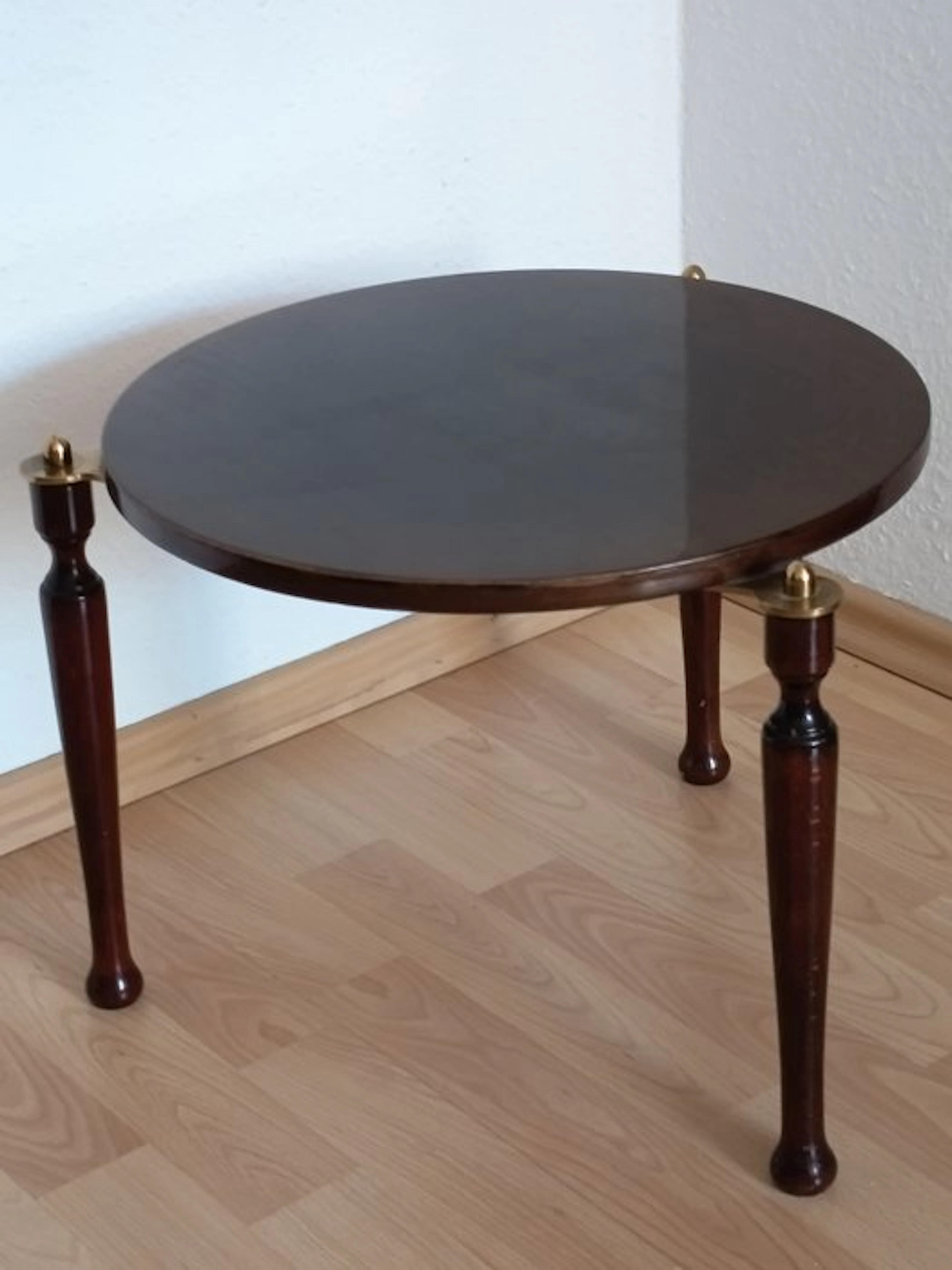 Wunderschöner Vintage-Blumentisch