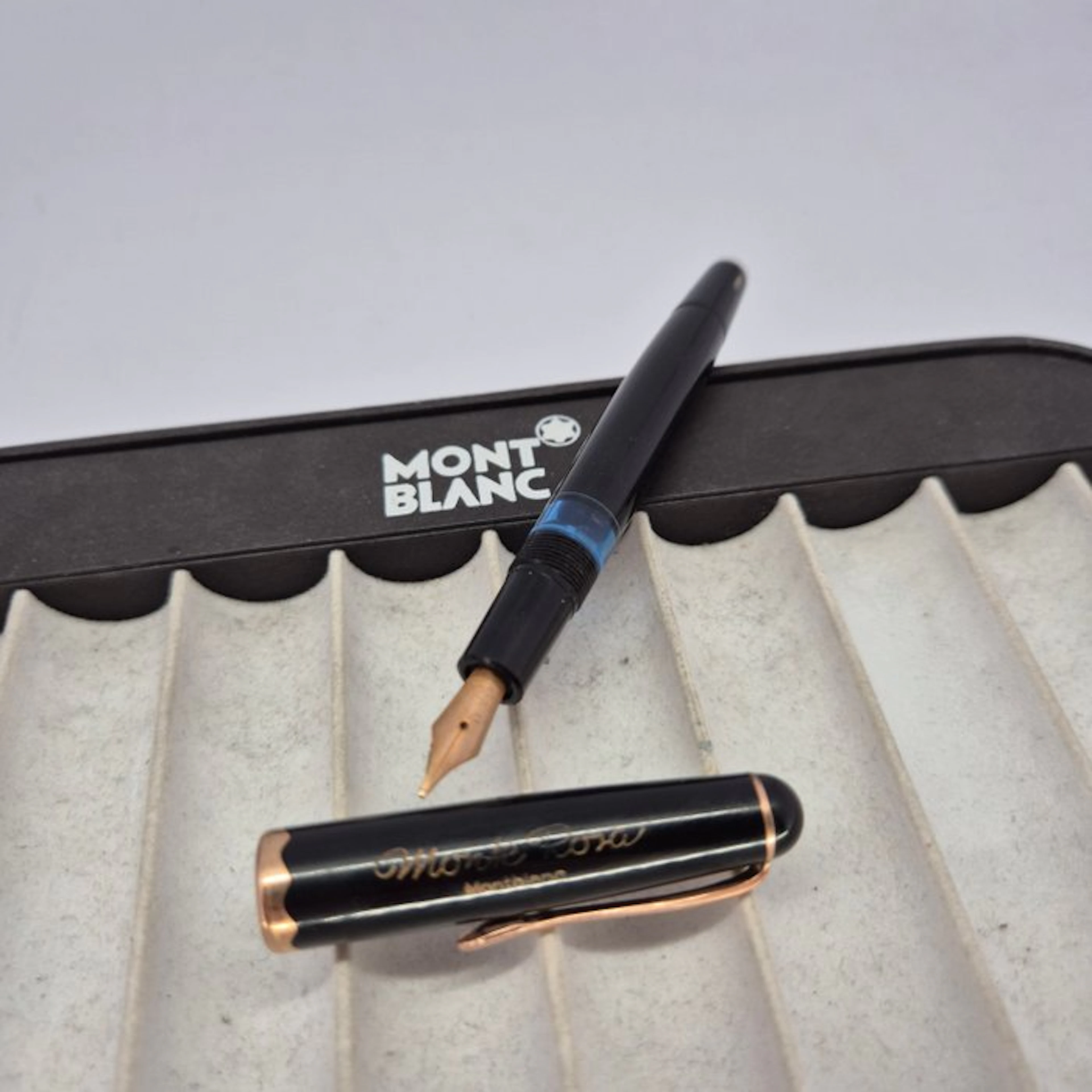 Montblanc - Monte Rosa 042 - Gold plated nib (OB)...