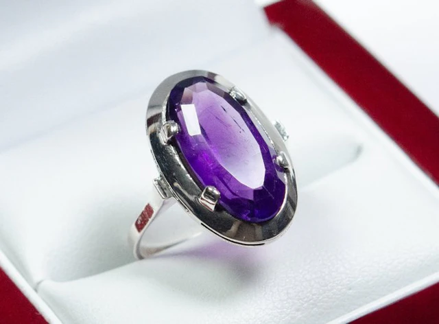 - 835 silver - 6.00 ct natural amethyst - Ring