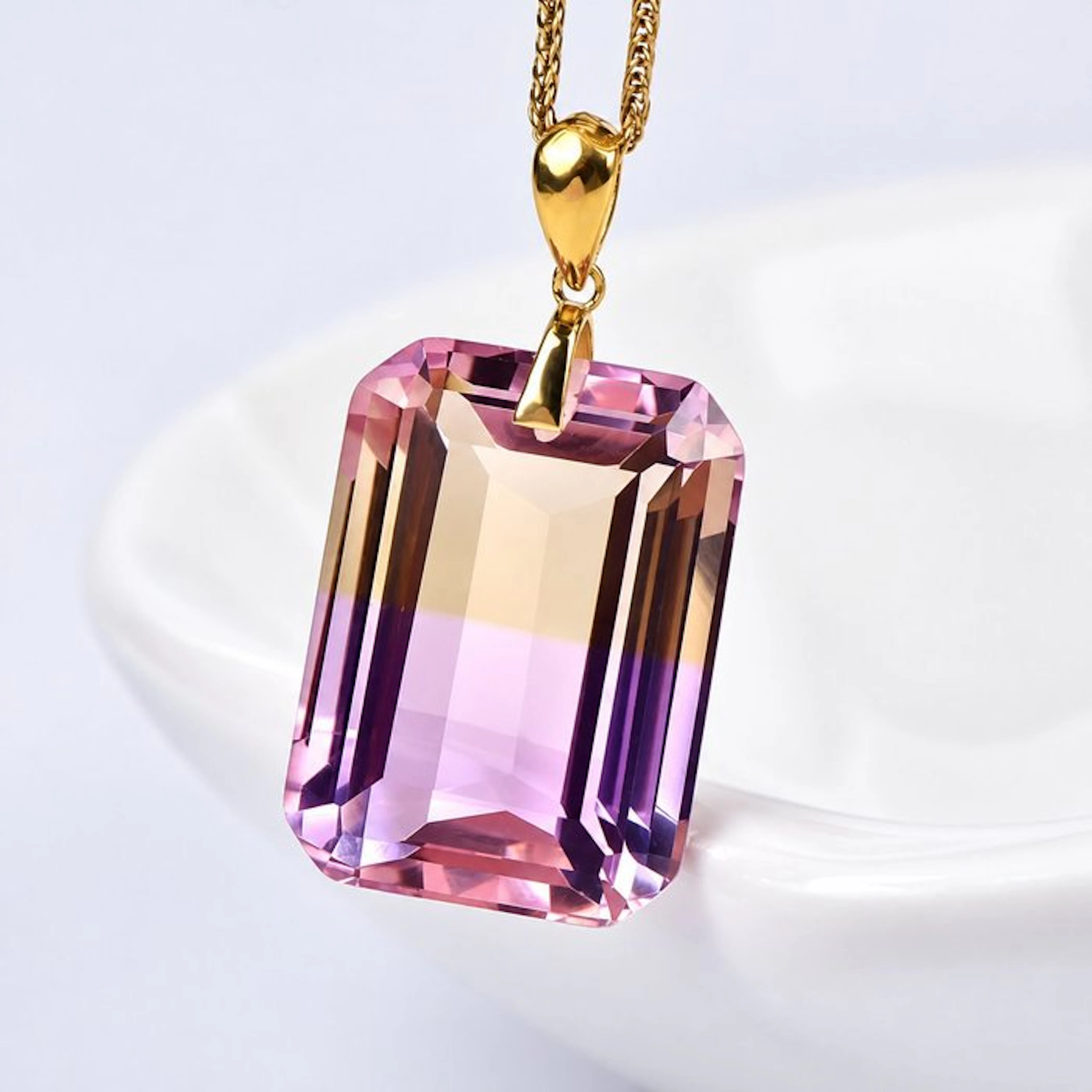 No reserve price - Necklace with pendant - 18 kt
