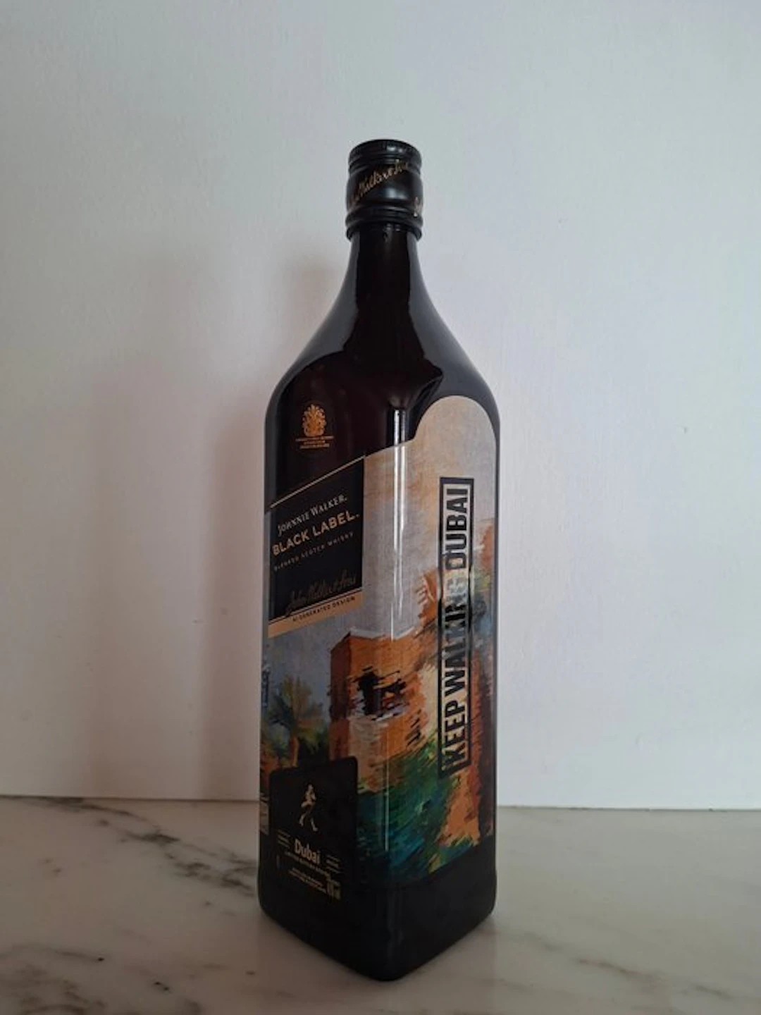 Johnnie Walker 12 years old Black Label Dubai Edition - 1 Litre