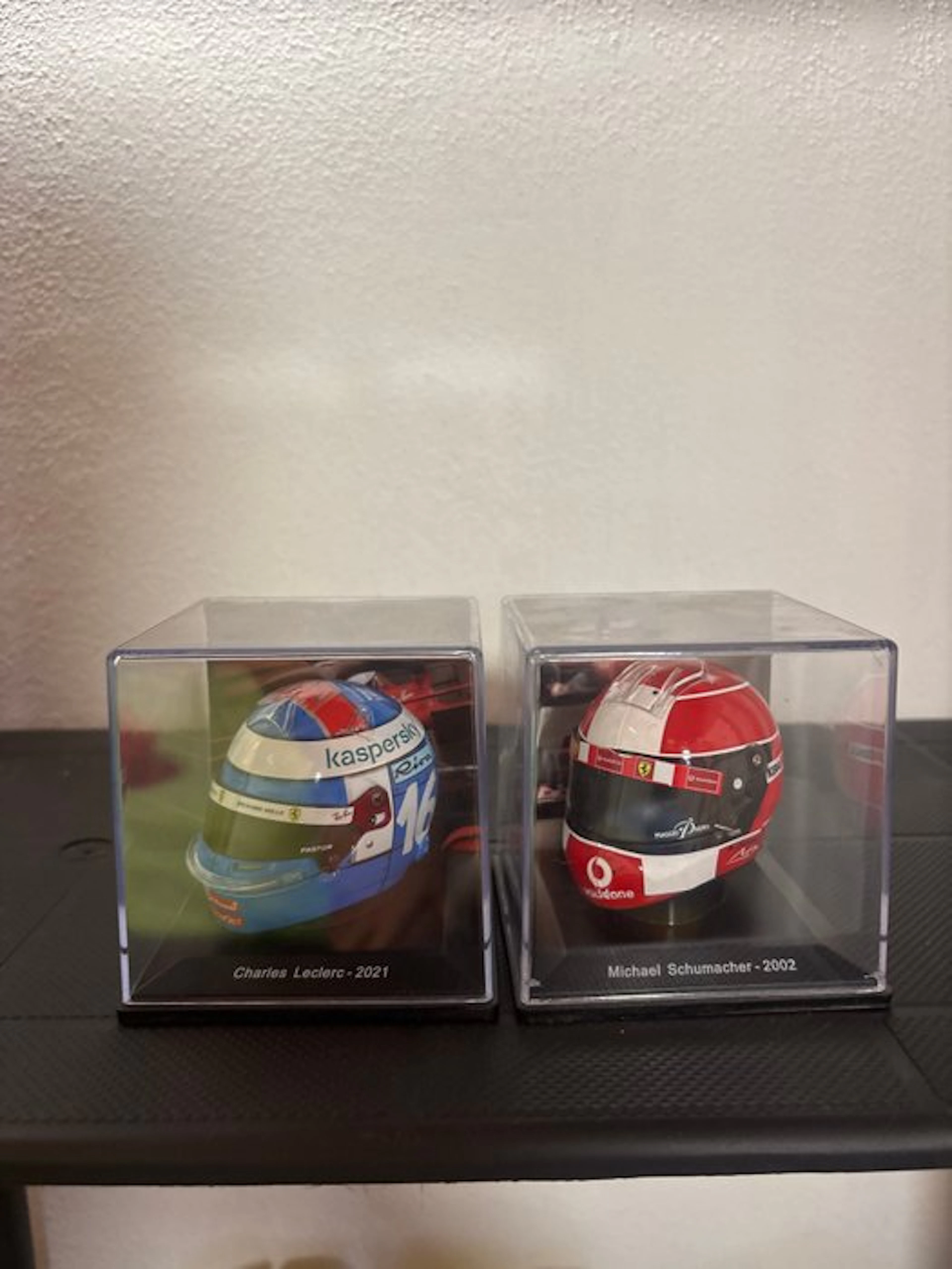 Scuderia Ferrari - Formula One - Michael Schumacher - Sport helmet