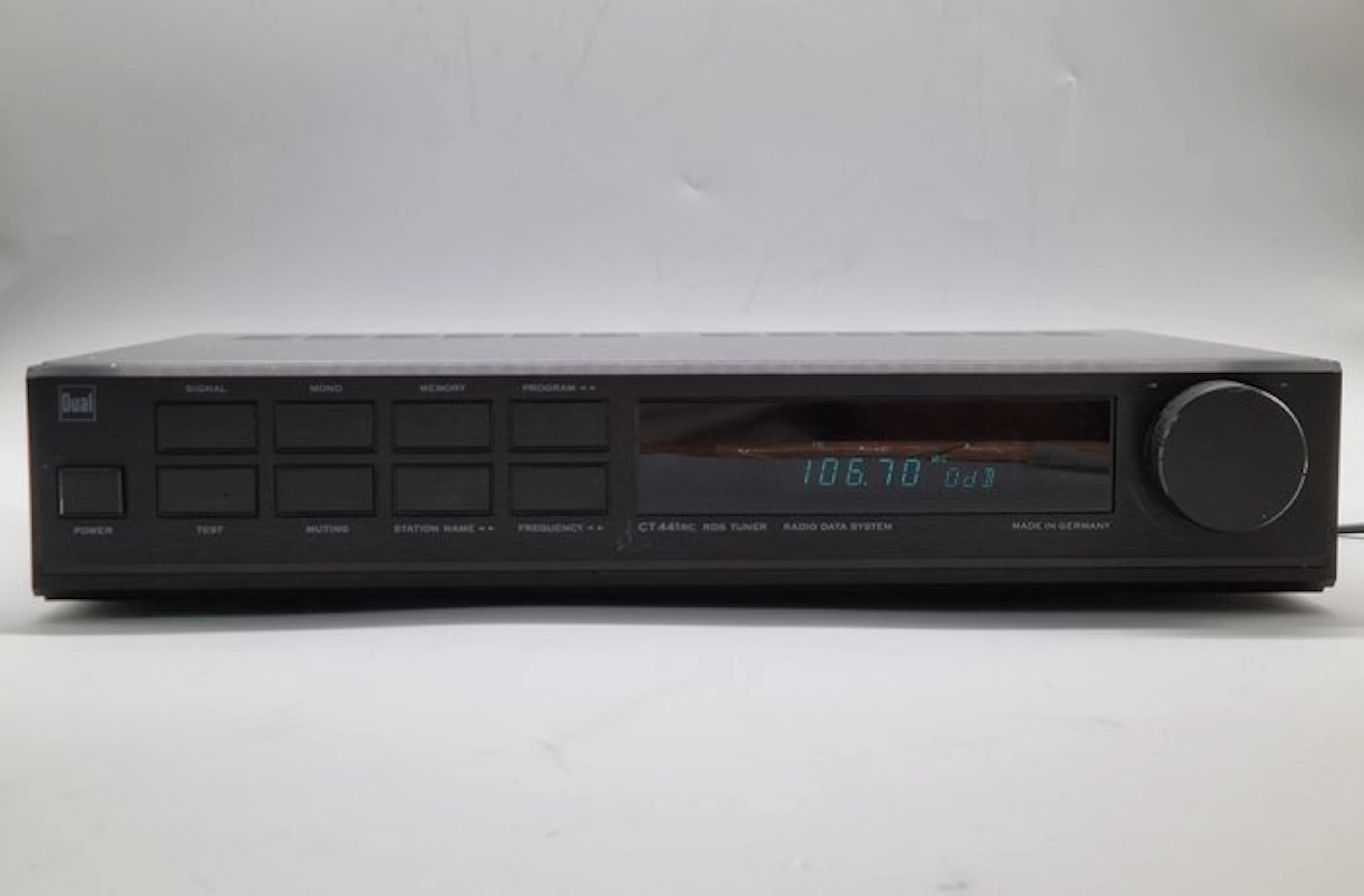 Dual - CT 441 RC Digital Quartz Synthesizer Stereo Tuner