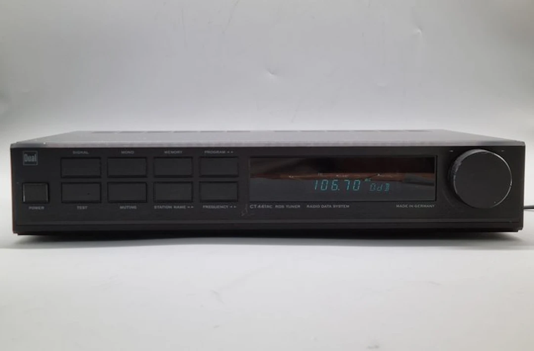 Dual - CT 441 RC Digital Quartz Synthesizer Stereo Tuner