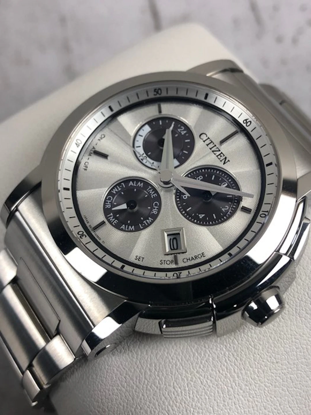 Citizen - Signature Chronograph - CNN72-0022 - Men - 2010-2020