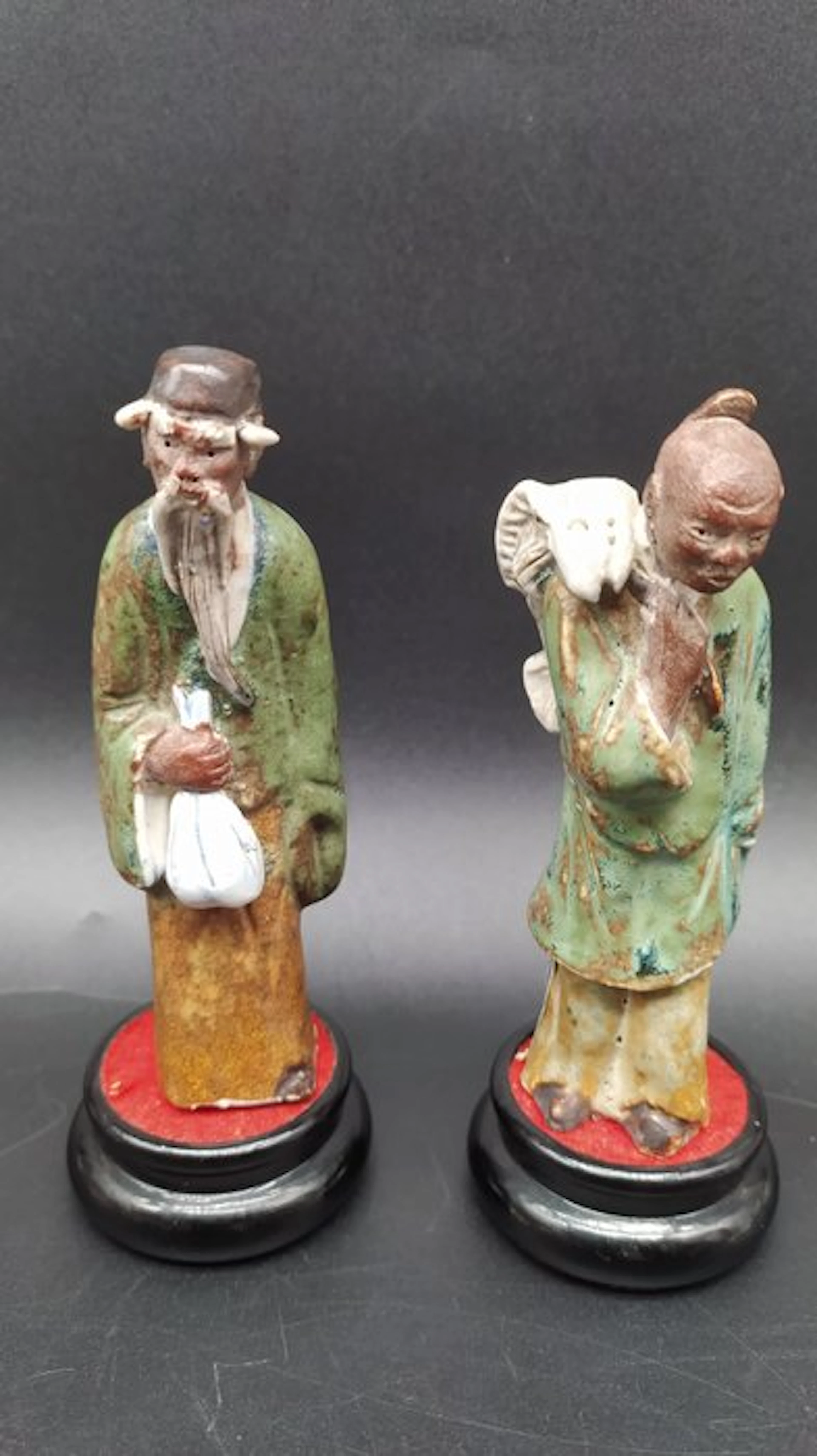 Figure - Terracotta, Glaze - China (No reserve price)