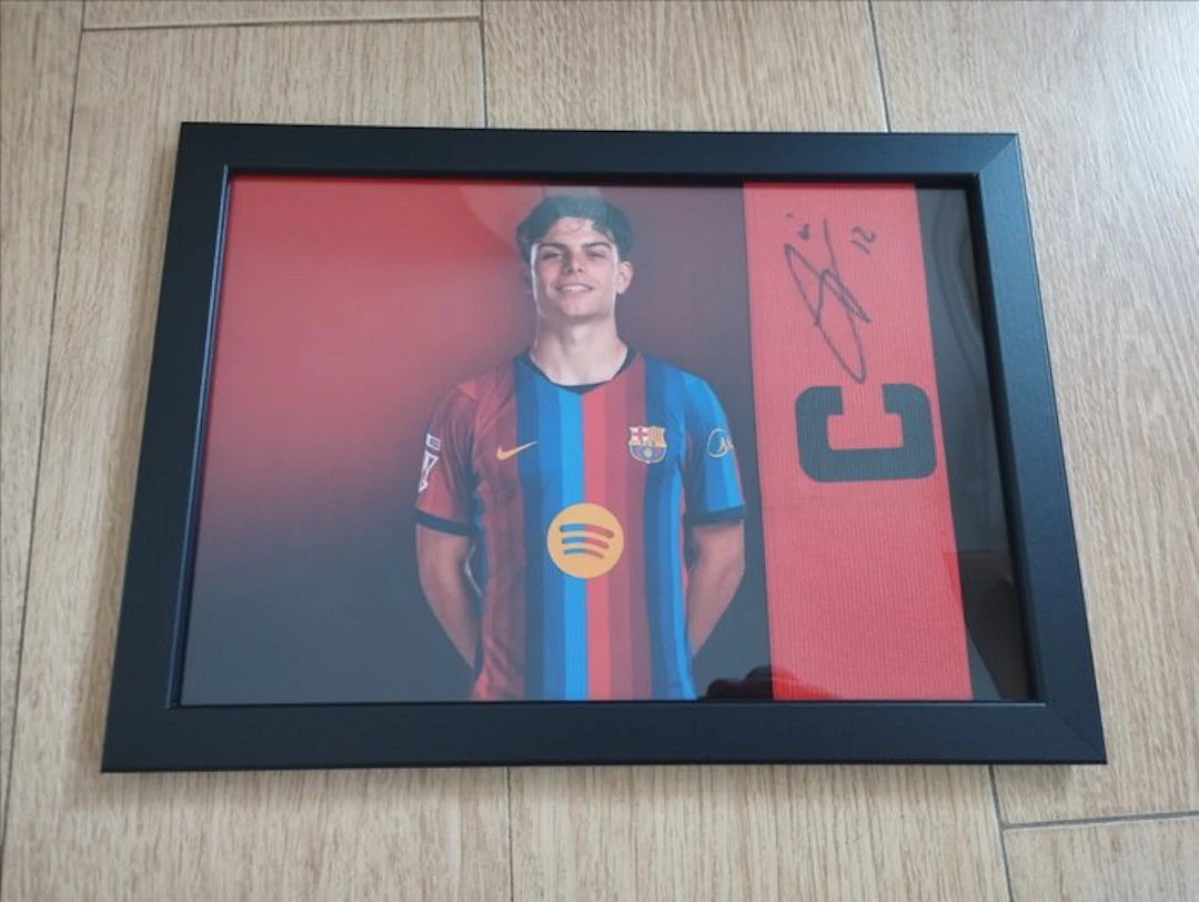 FC Barcelona - Champions Football League - Xavi Espart - Captain's armband
