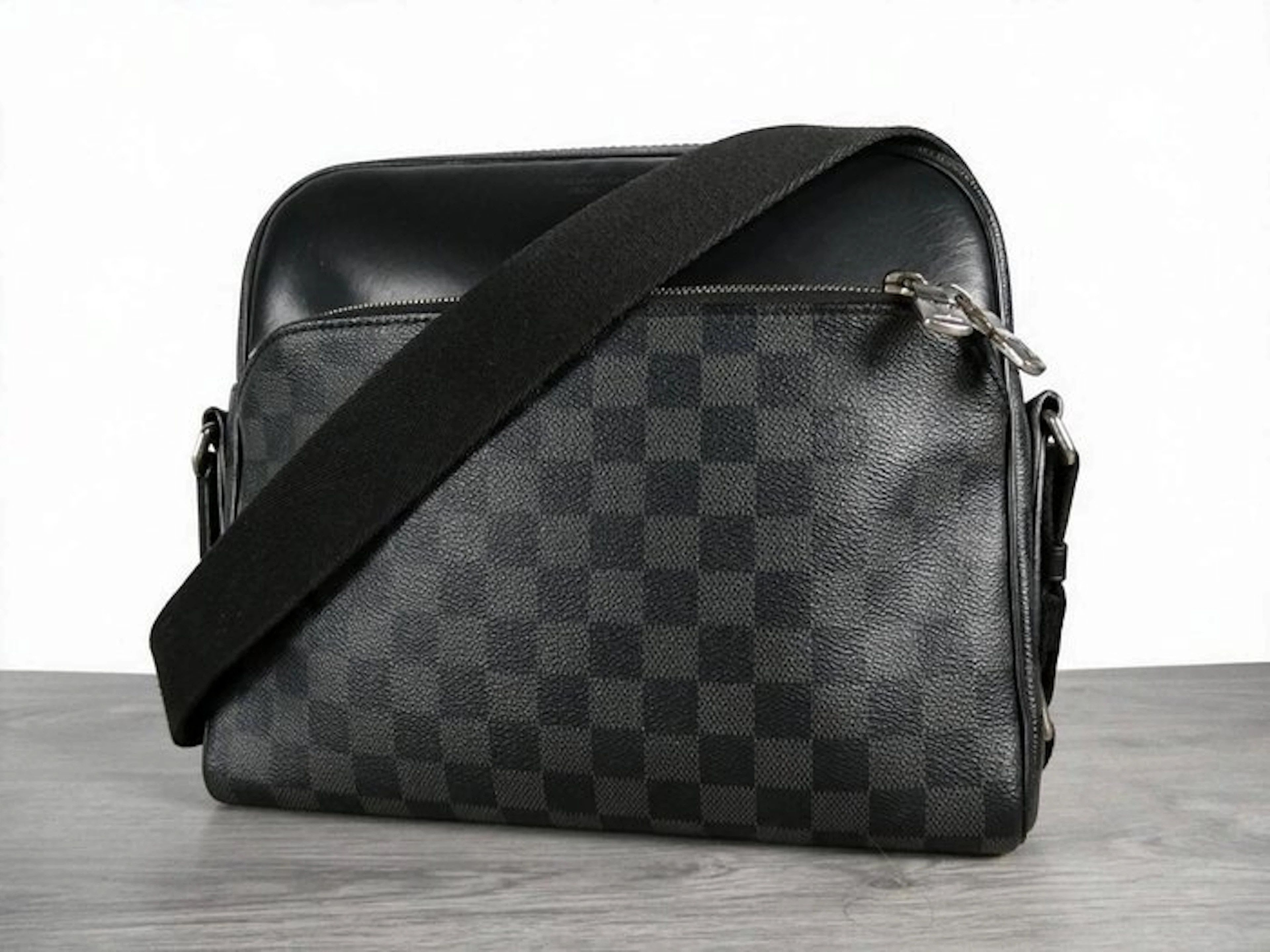 Louis Vuitton Black Damier Graphite Porte Documents Business PM - Laptop bag
