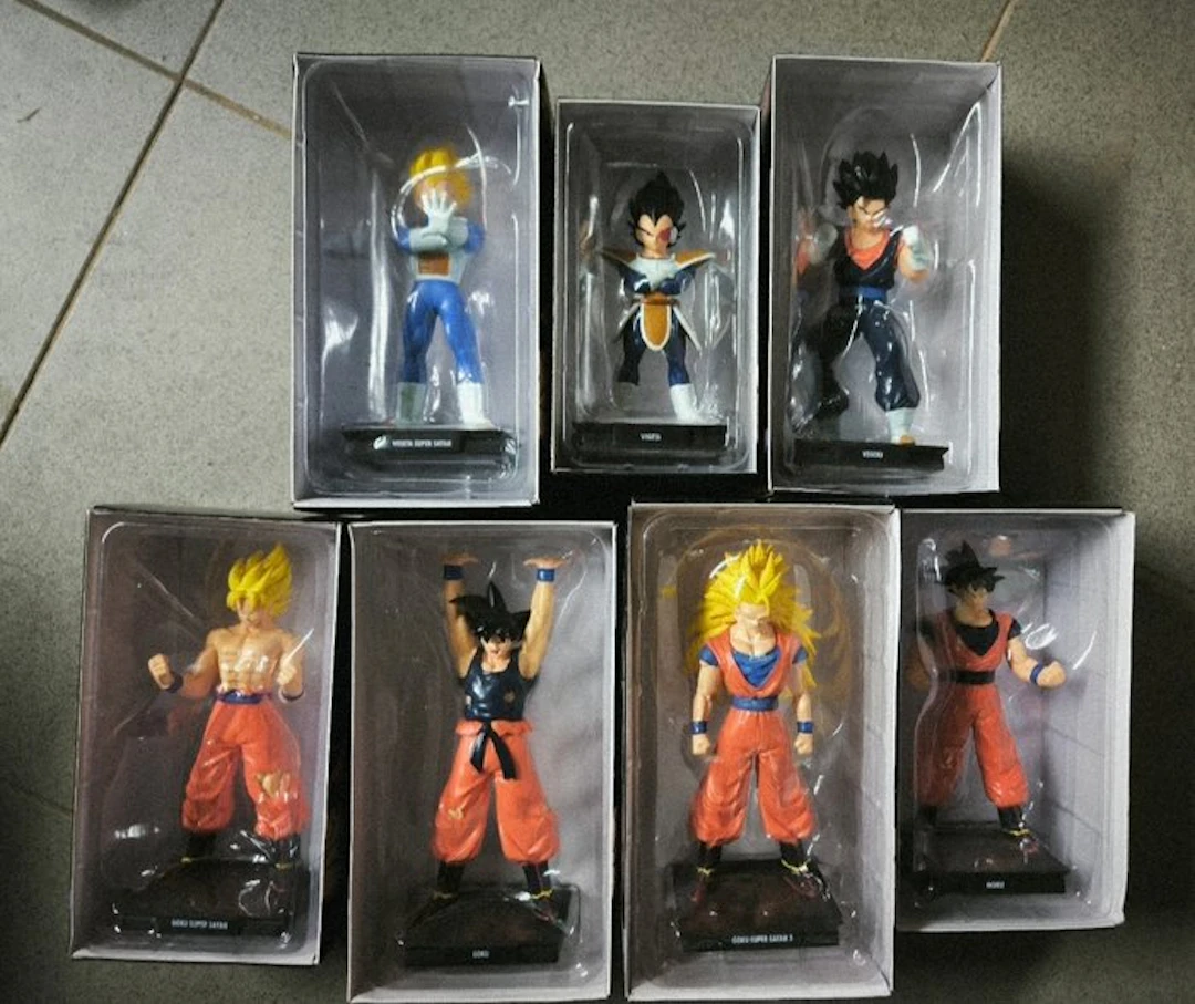 Themed collection - 3D Dragon Ball characters in a box...