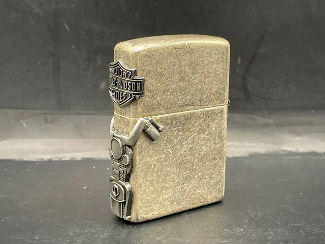 Zippo - MAGNIFIQUE ZIPPO HARLEY DAVIDSON MOTOR CYCLES...