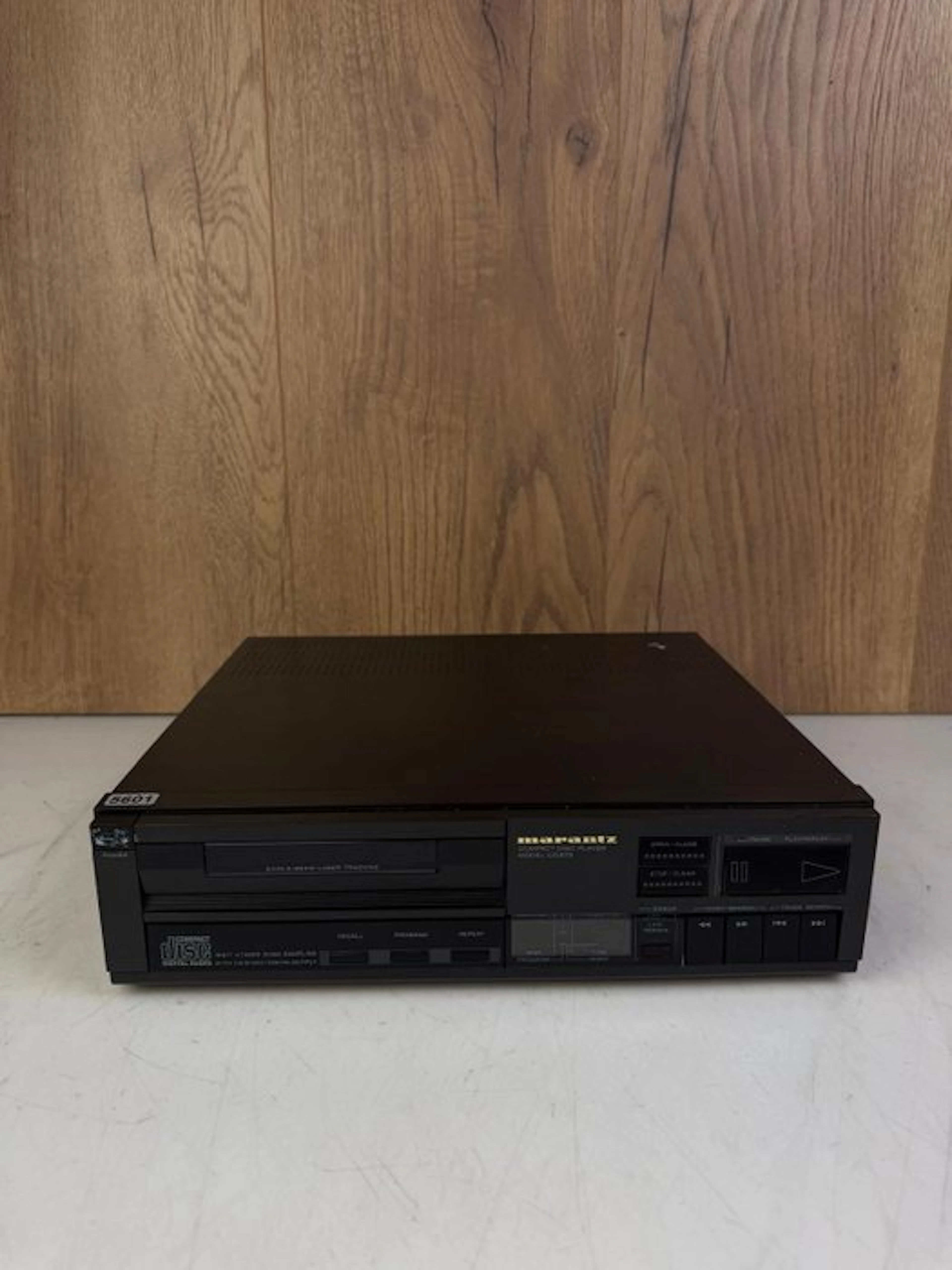 Marantz - CD273 CD player