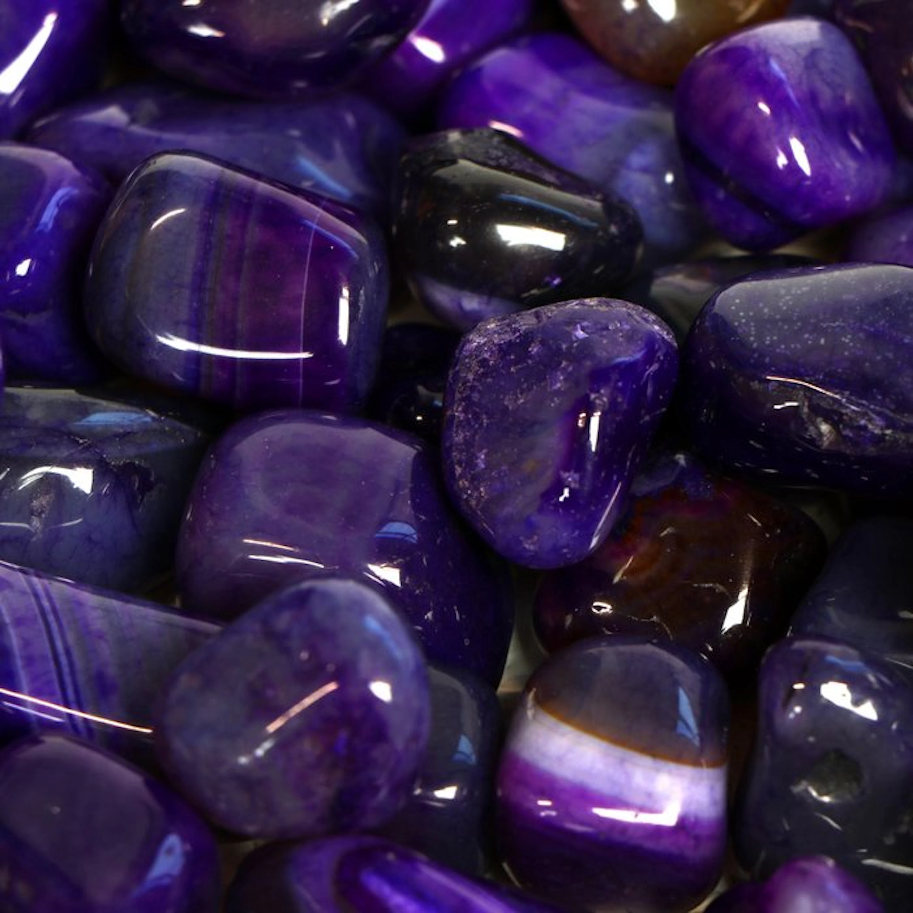 No Reserve - Vivid Purple Agate - Tumbled Stones - XL Wholesale Lot- 1 kg