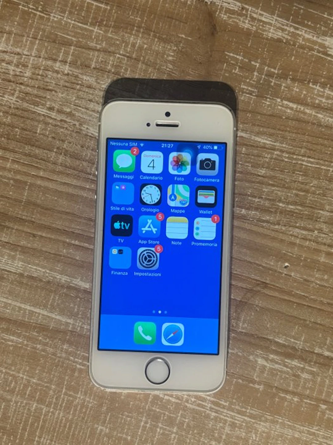 Apple iPhone 5S - iPhone - Without original box
