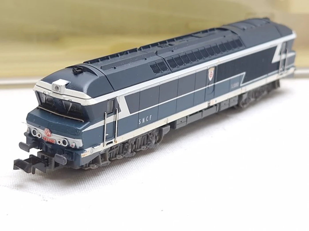 Minitrix N - 2906 - Diesel locomotive (1) - CC 72000 - SNCF