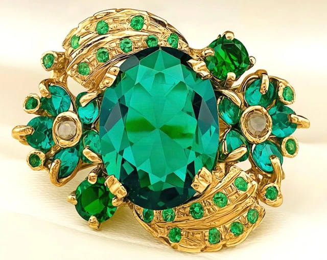 No reserve price - Ring - 9 kt. Yellow gold, Silver Emerald - Diamond
