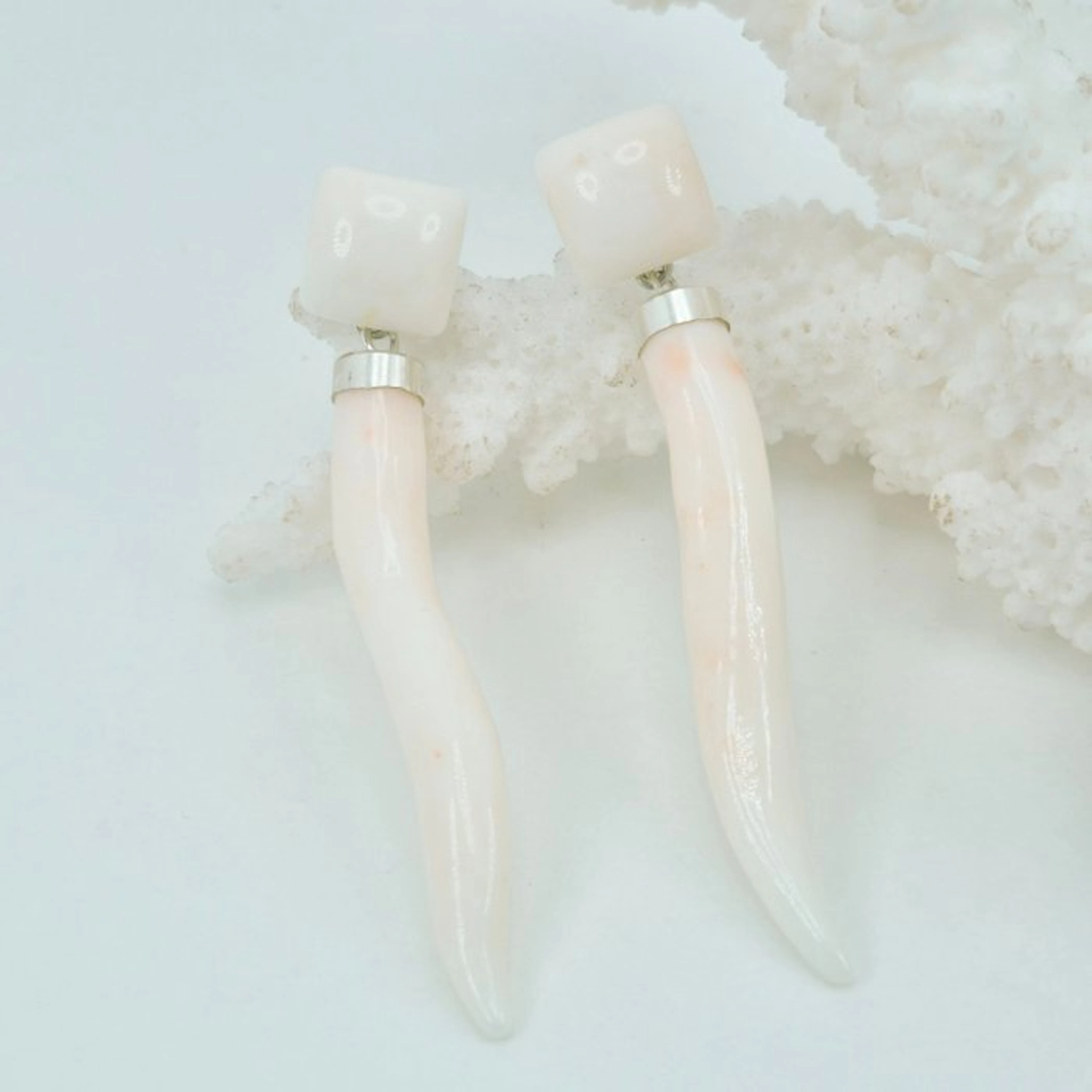 Coral - Silver - Earrings - CORAL PINK/WHITE