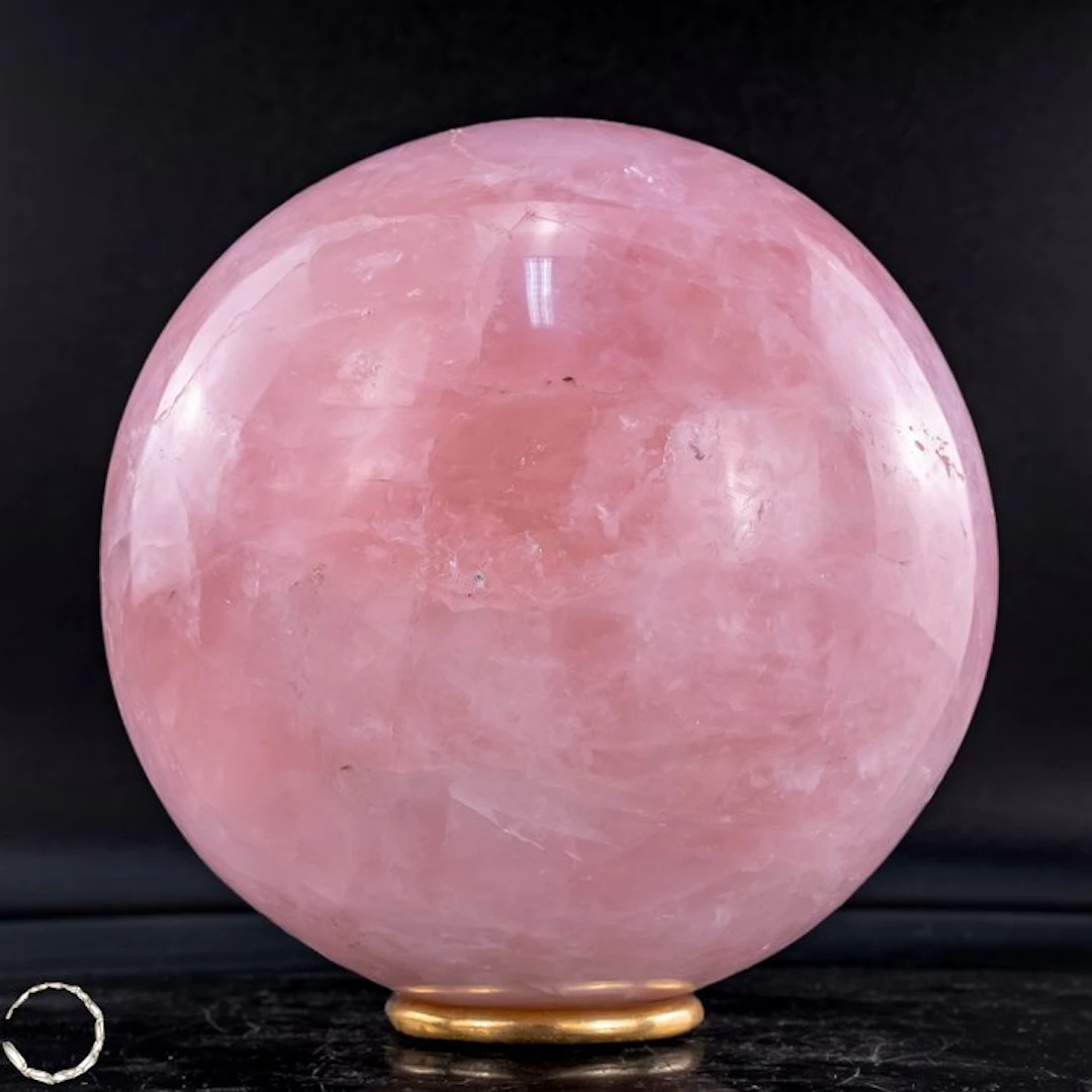 Elegant rose quartz sphere from Brazil of exceptional quality- 2376.42 g