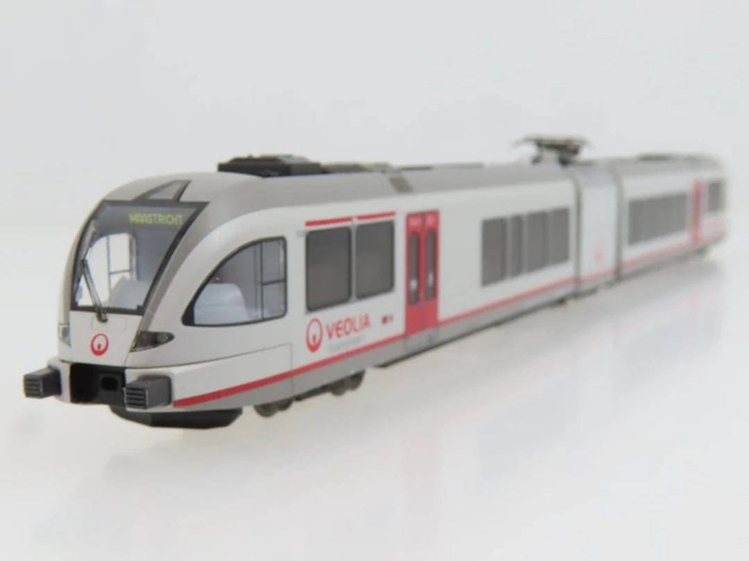 Piko N - 40222 - Train unit (1) - GTW 2/6 Stadler - Veolia