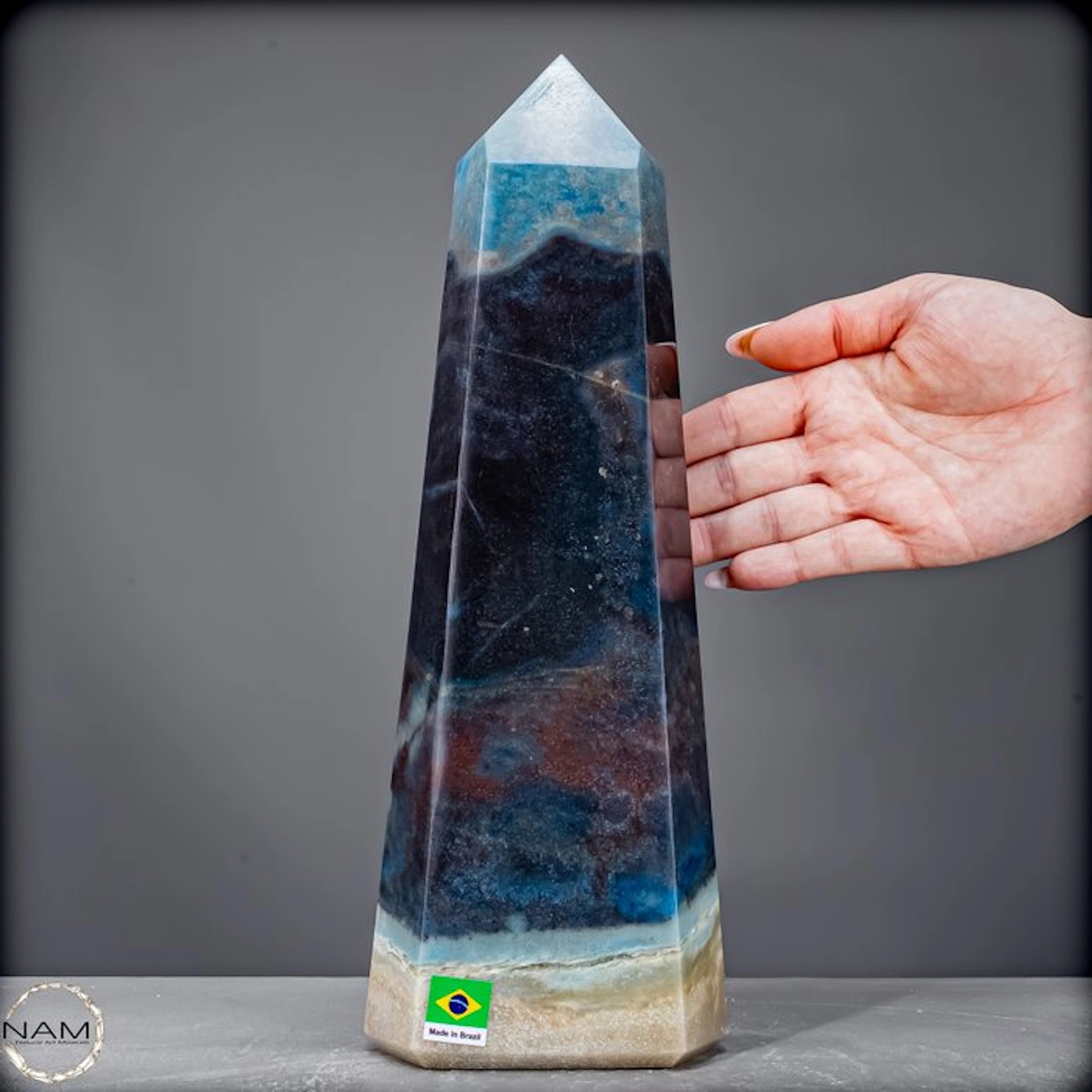Trolleit Obelisk from Brazil – A majestic natural work of...