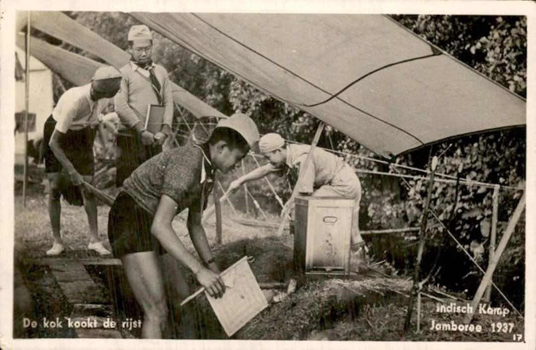 Scouting - Postcard (42) - 1900-1999
