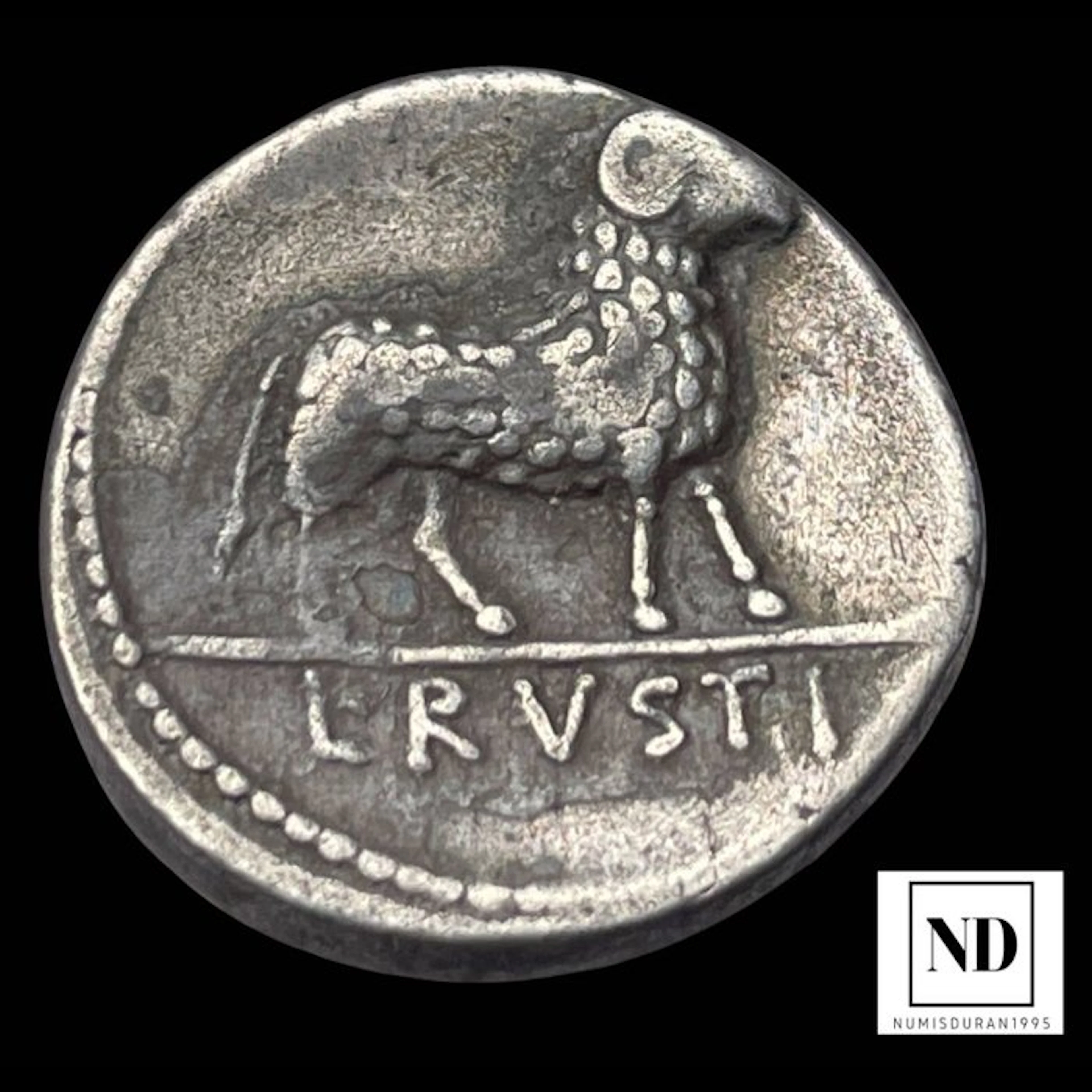 Roman Republic. L. Rustius, 76 BC. Denarius Roma