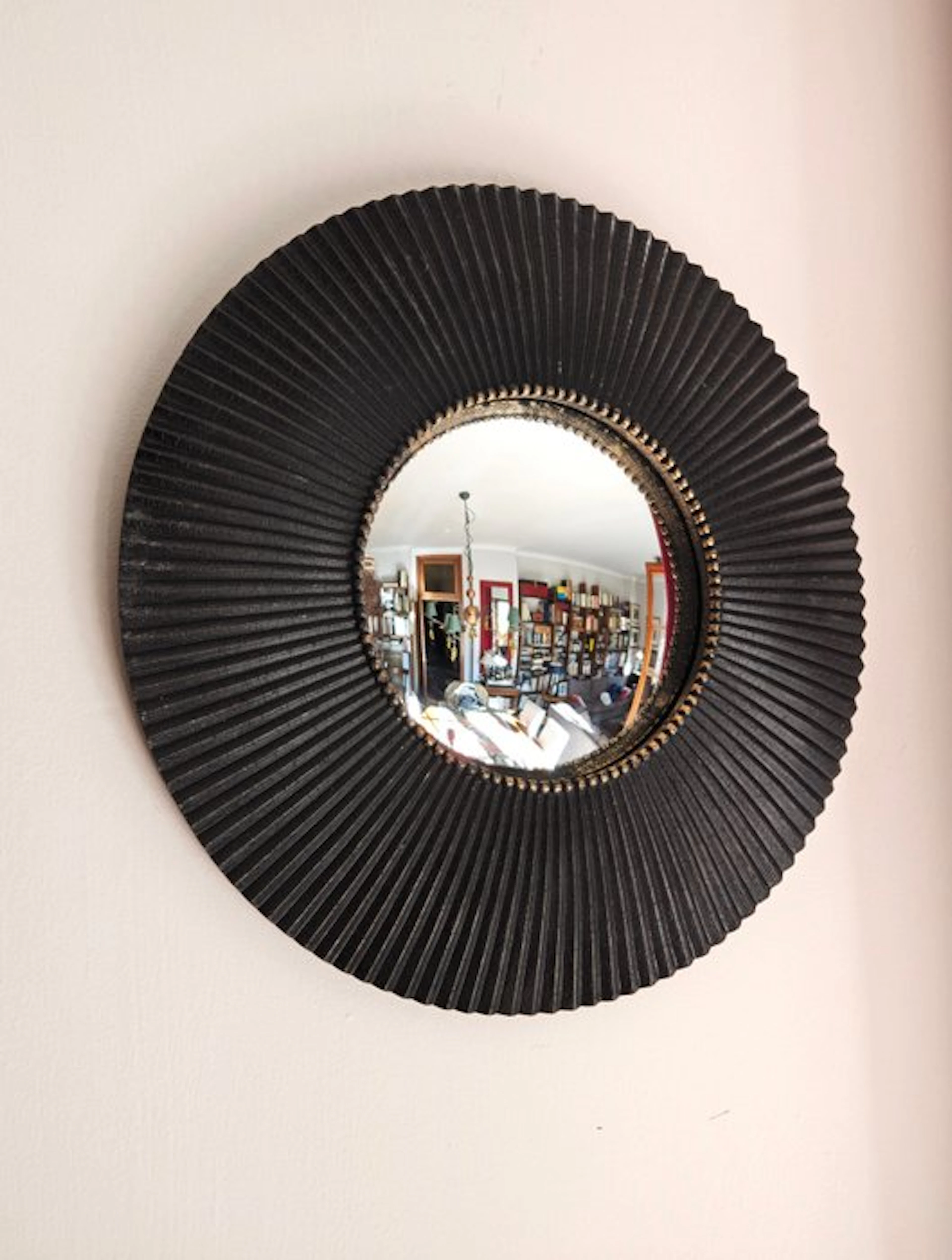 Wall mirror- Witch's Eye / Butler - Glass, Resin - Dark Convex Mirror